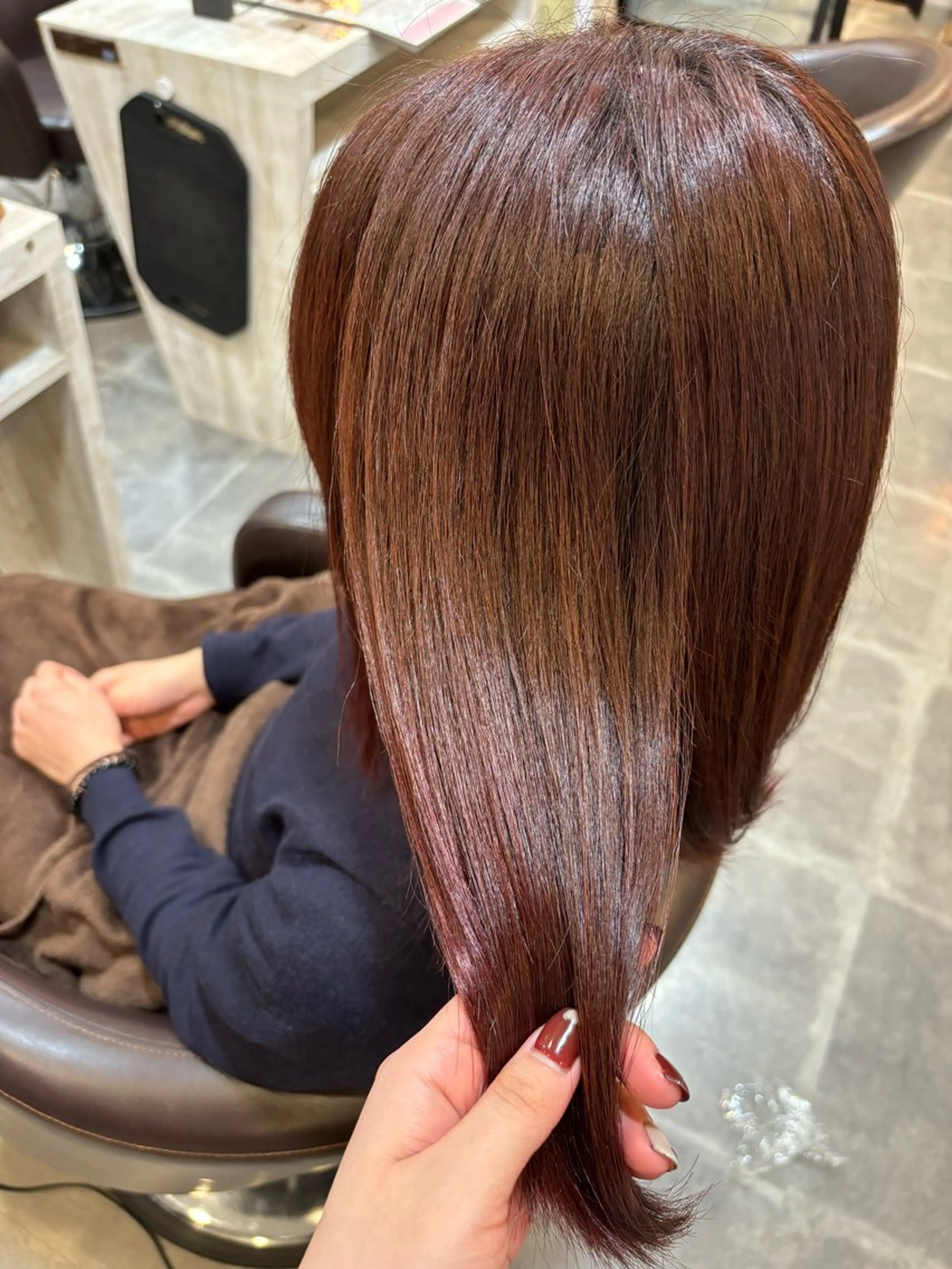 ミディアム 平瀬 胡桃のヘアスタイル