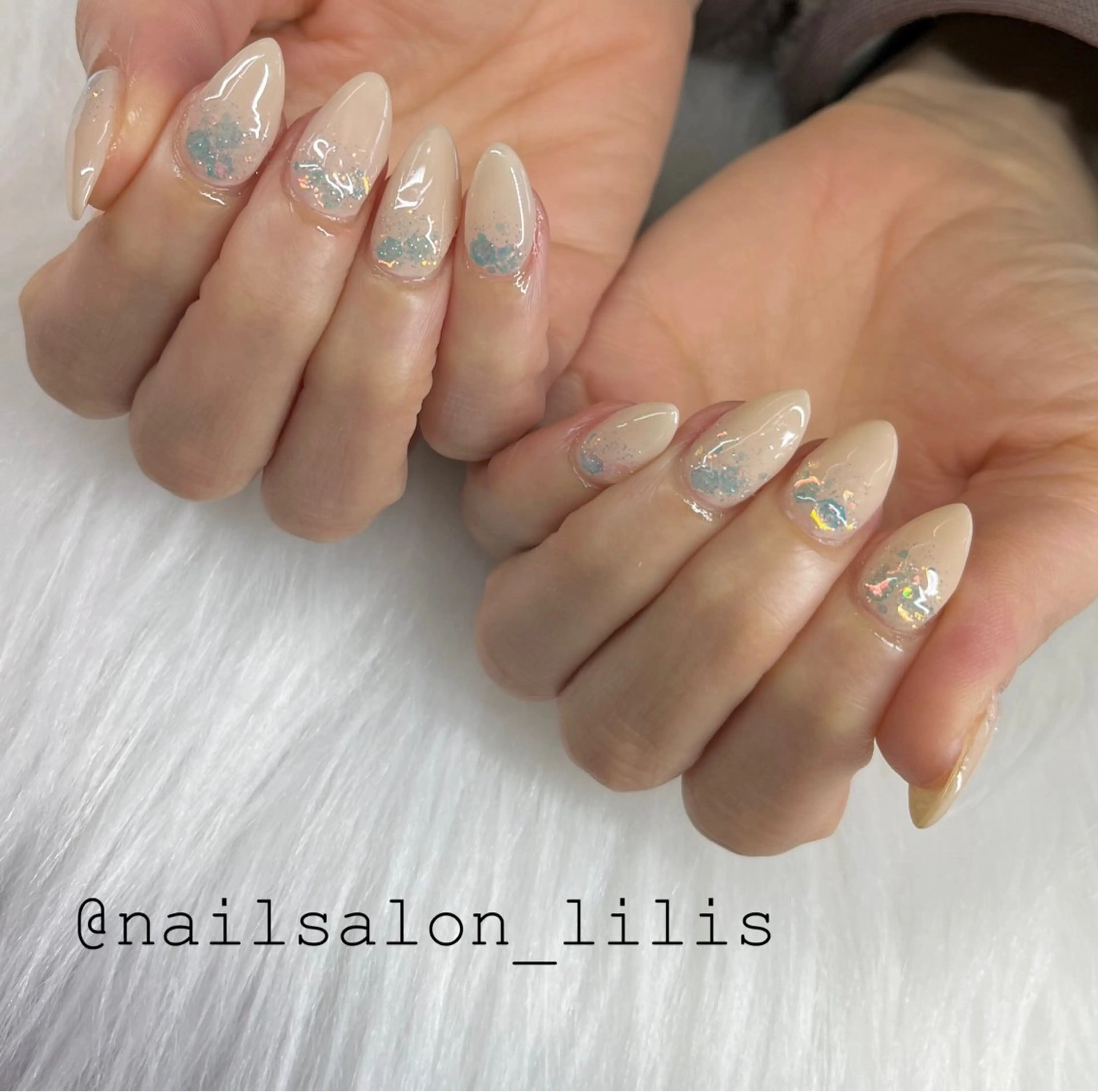 ネイル ストーンネイル nailsalon lilis所属・nailsalon Lilisのネイルデザイン