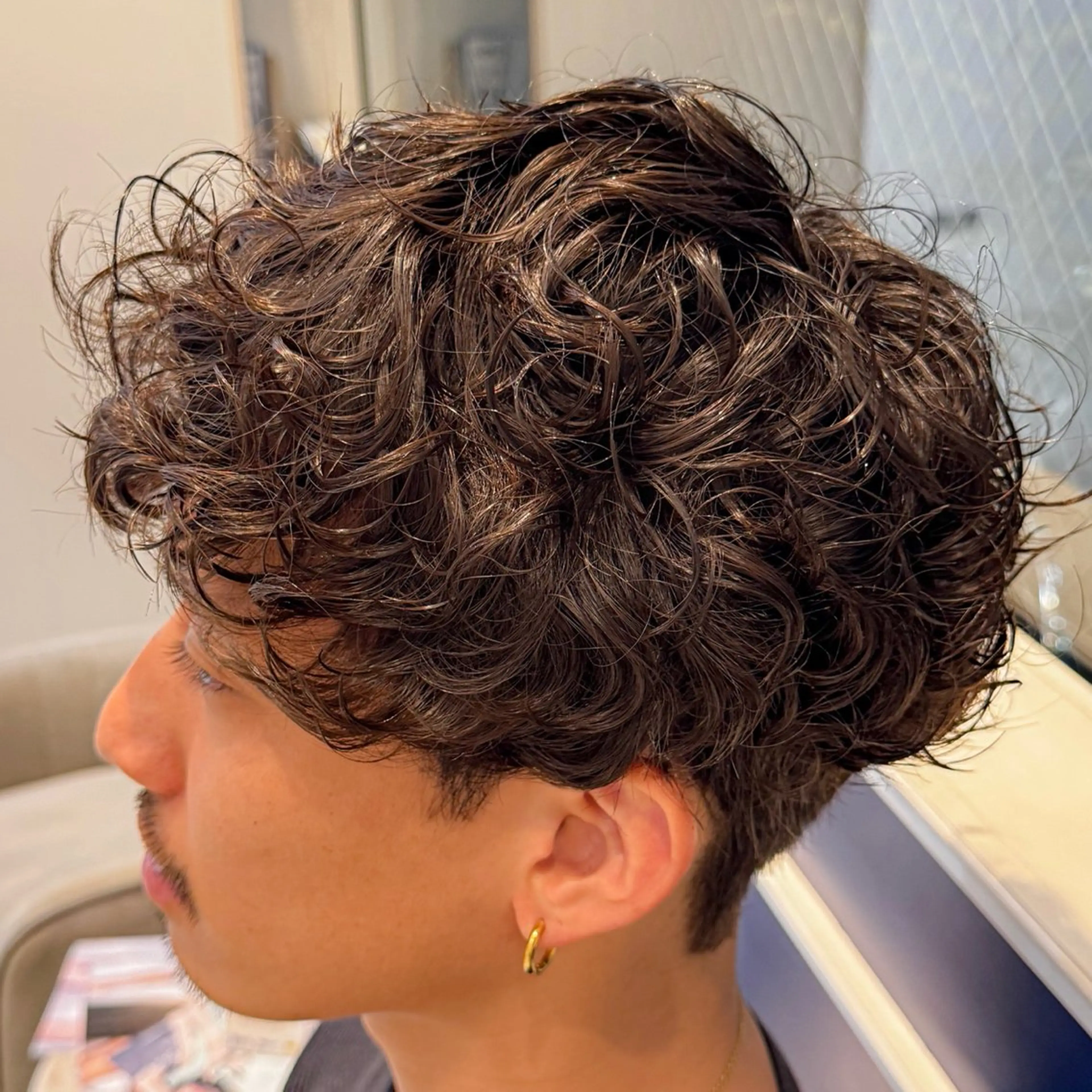 ショート パーマ メンズ メンズパーマ プードルパーマ プードルパーマ カット 吉田 新平のヘアスタイル