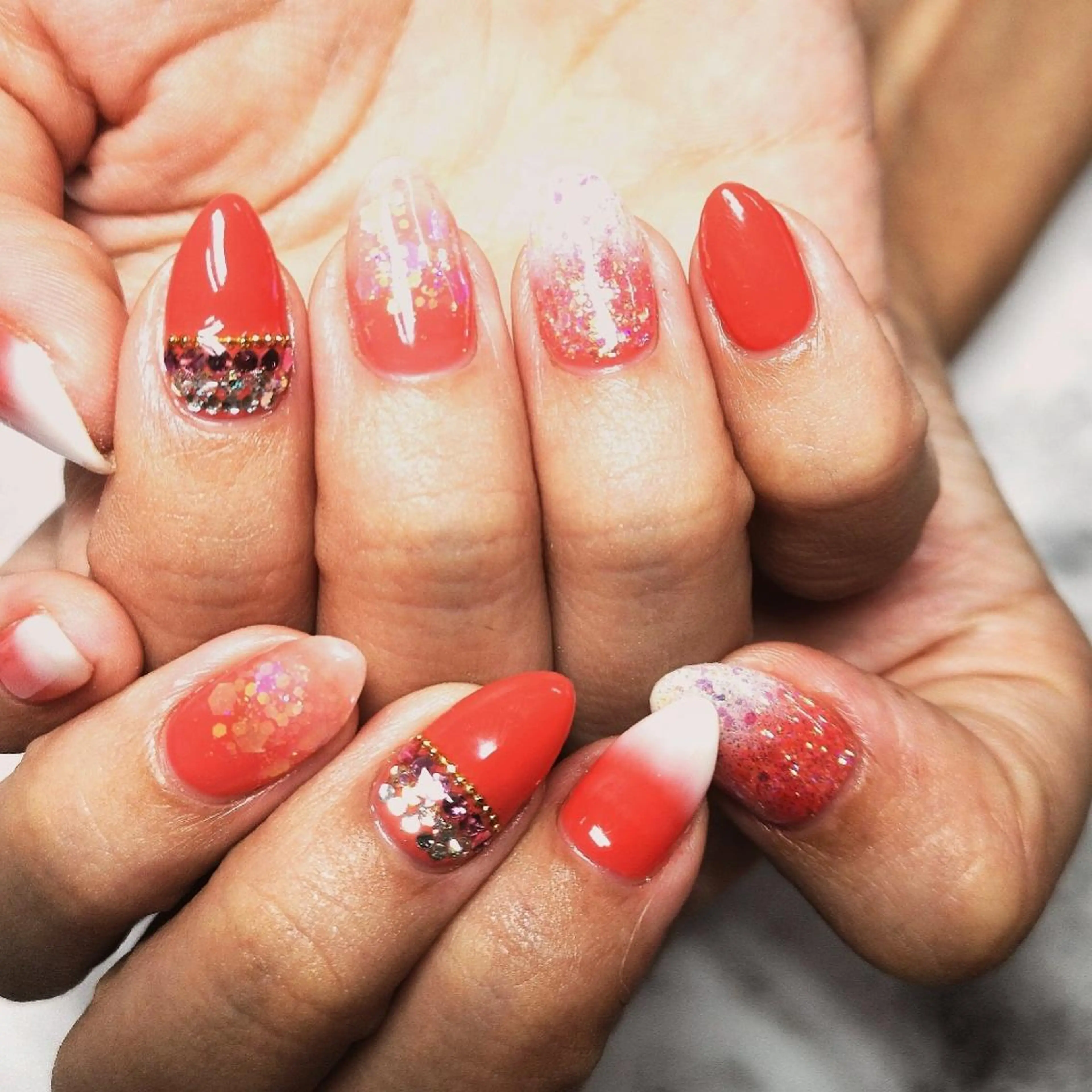 ネイル キラキラネイル ハンドネイル 石渡 美弥のネイルデザイン