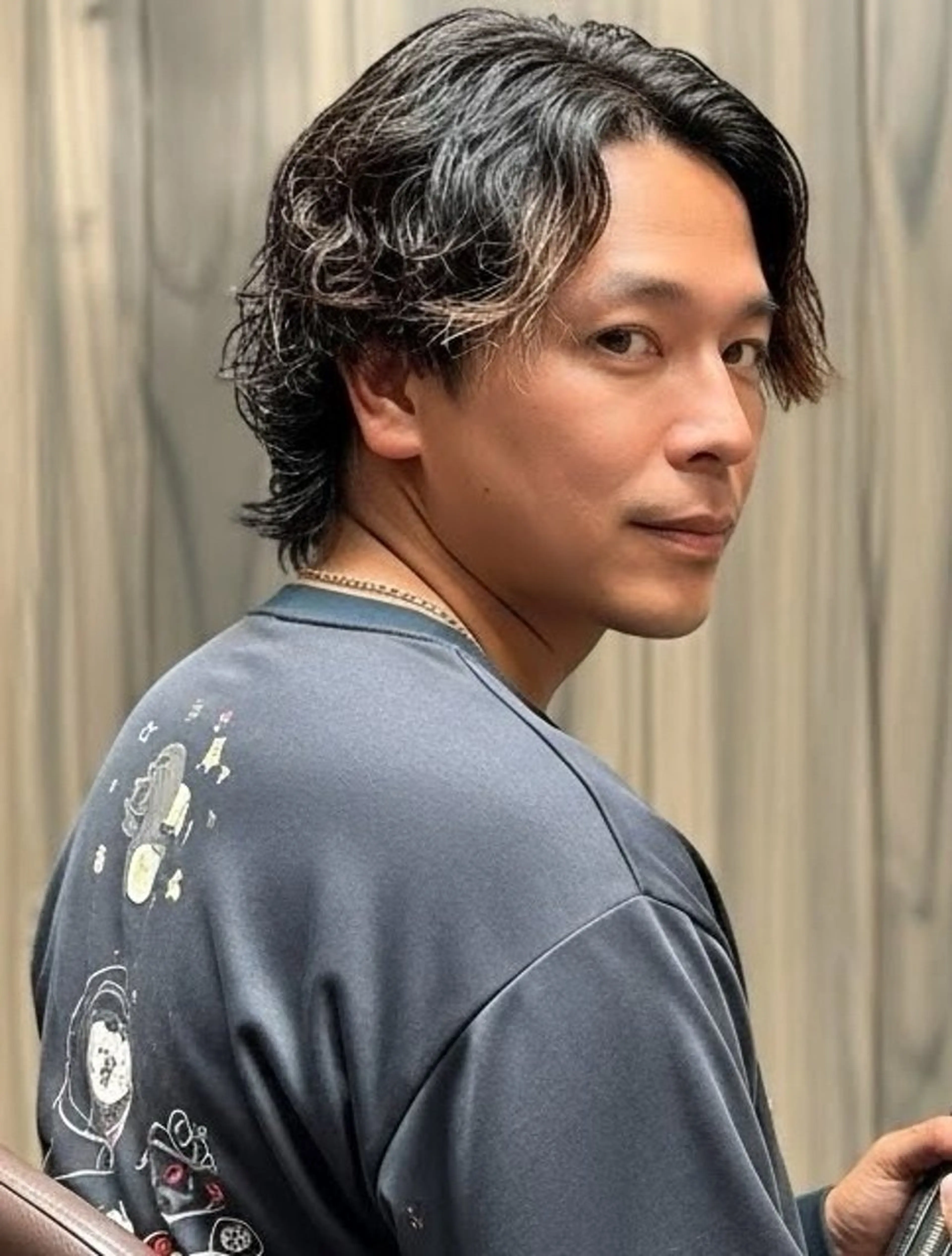 ショート カラー パーマ メンズ カット ヘアカラー KIRAVI 【キラヴィ】三宮店所属・ミナミ/メンズ メンズパーマ/眉毛のヘアスタイル