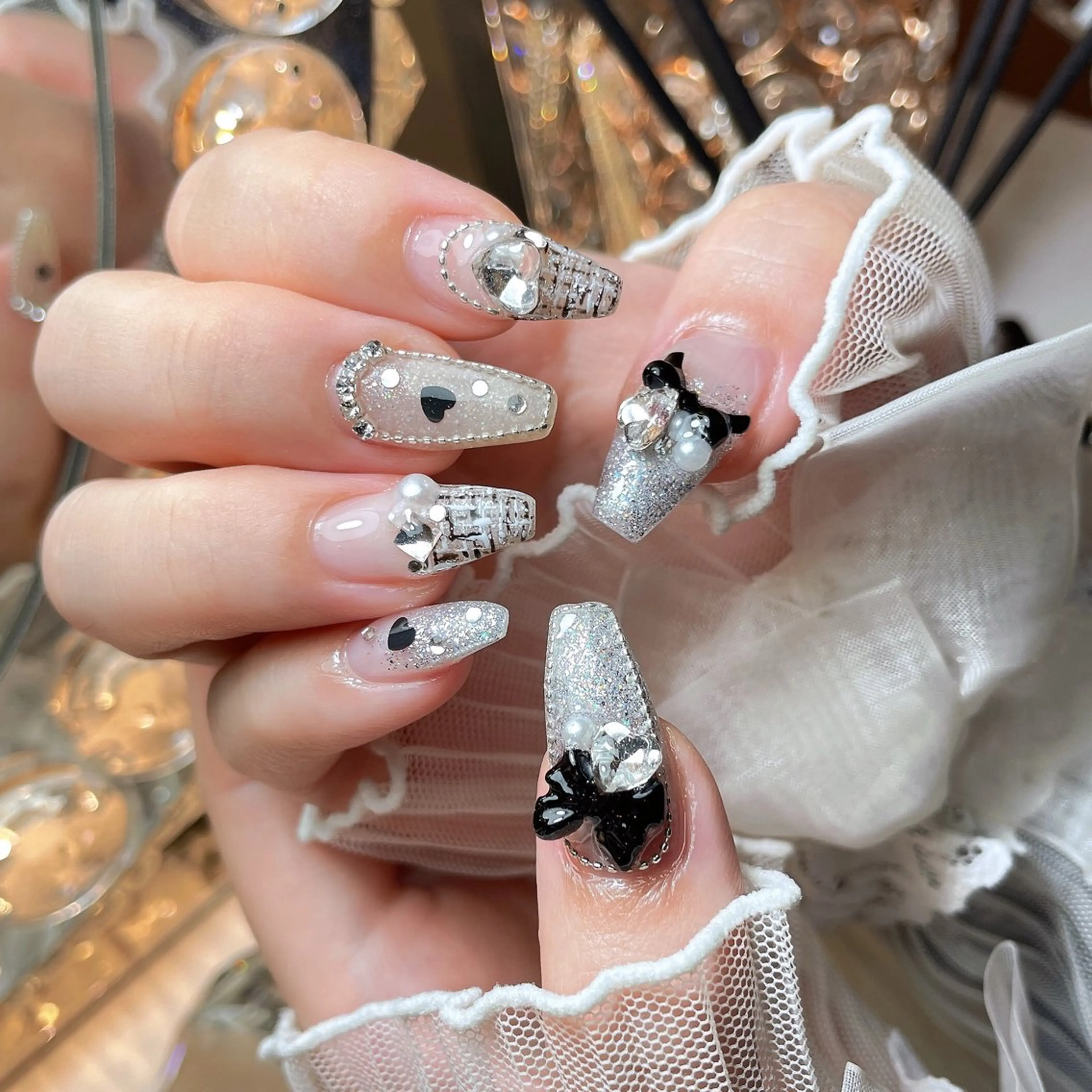 ネイル 23時まで❤︎韓国、 ワンホンネイルのネイルデザイン