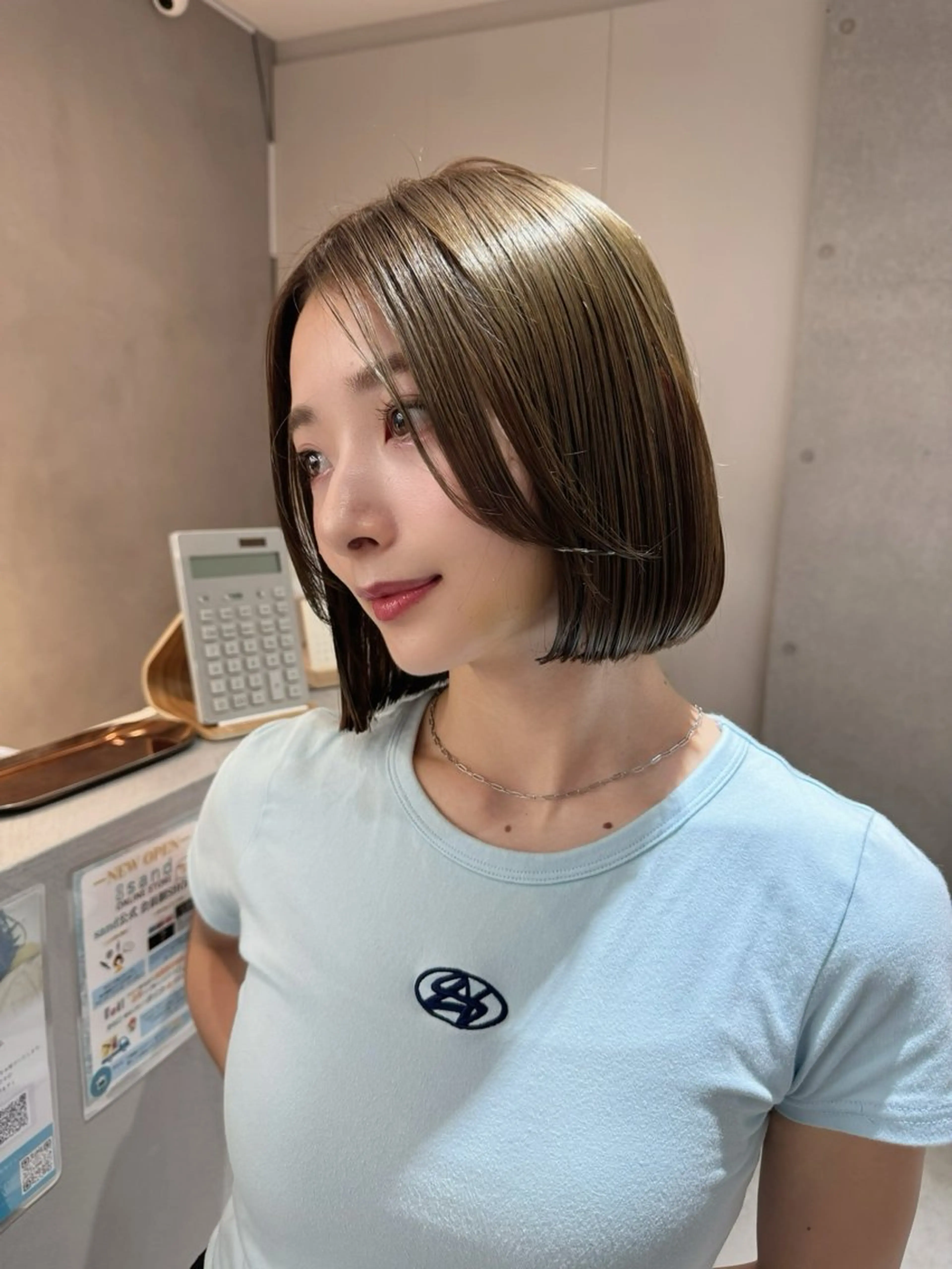 ショート カラー ボブ/縮毛矯正 茉青🤍新宿代々木のヘアスタイル