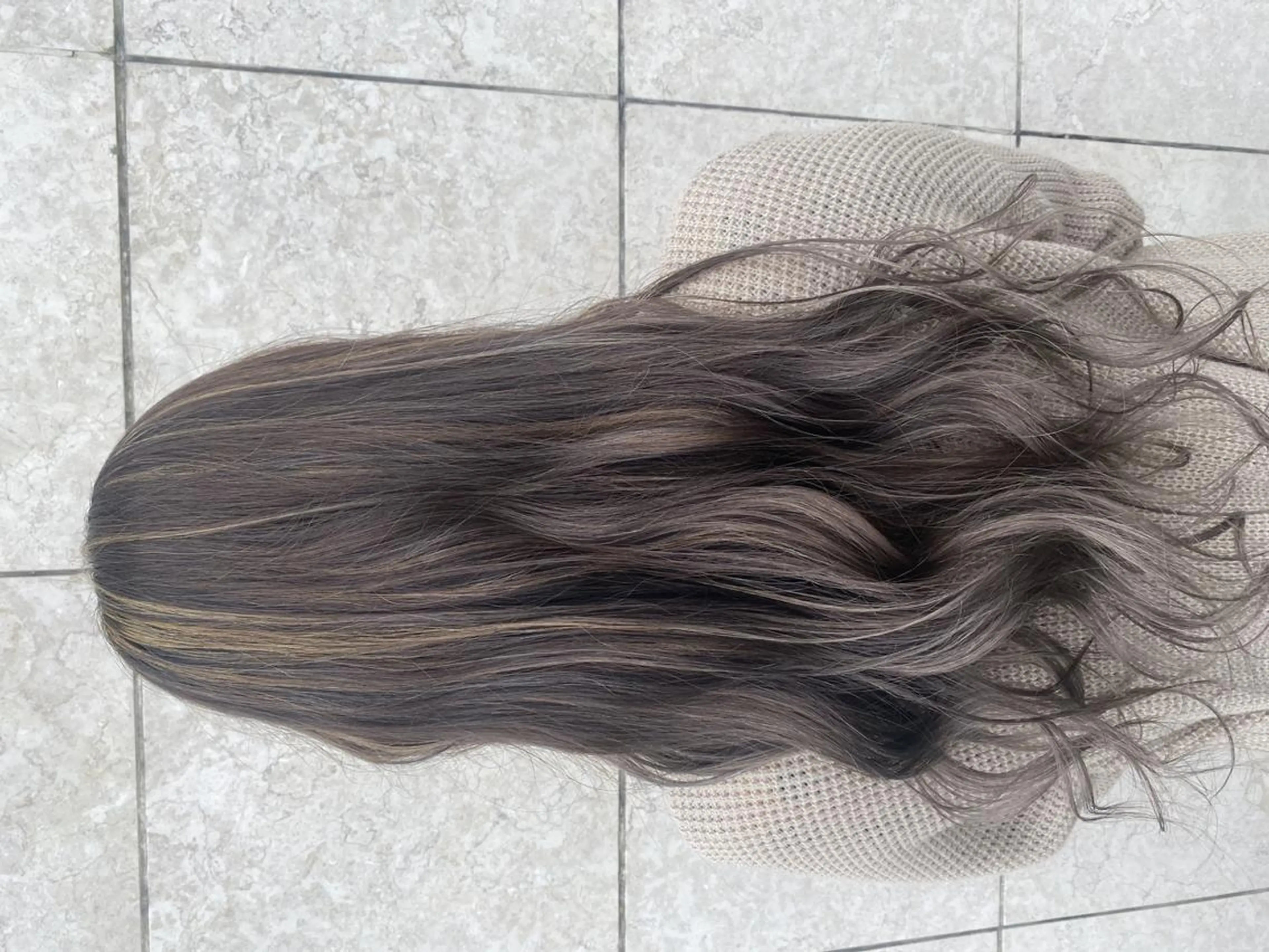 カラー 鈴木 理香のヘアスタイル