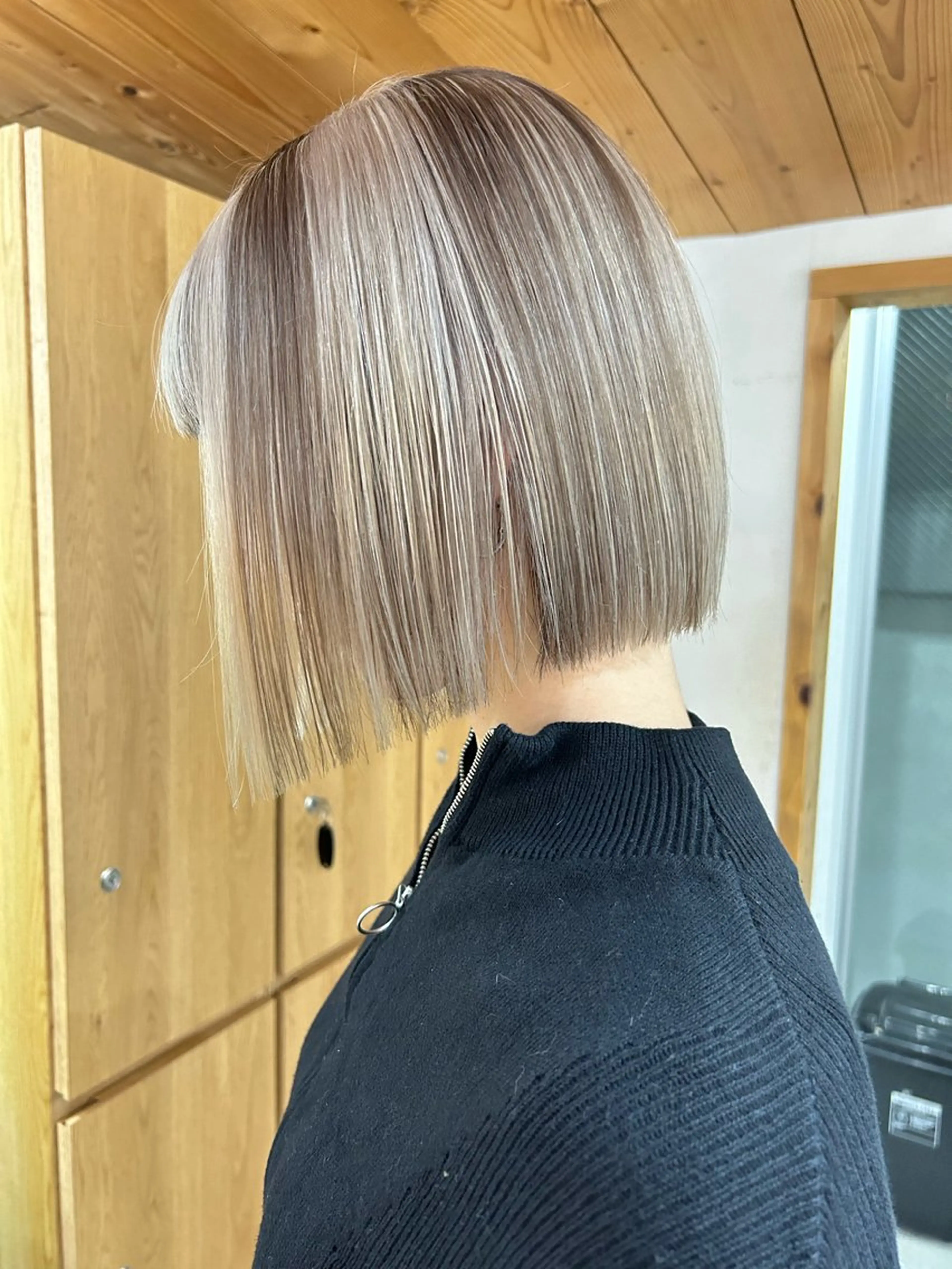 ミディアム カラー ブロンド ボブ カット ヘアカラー トリートメント 🧸艶々韓国ヘア 🧁mizunaのヘアスタイル