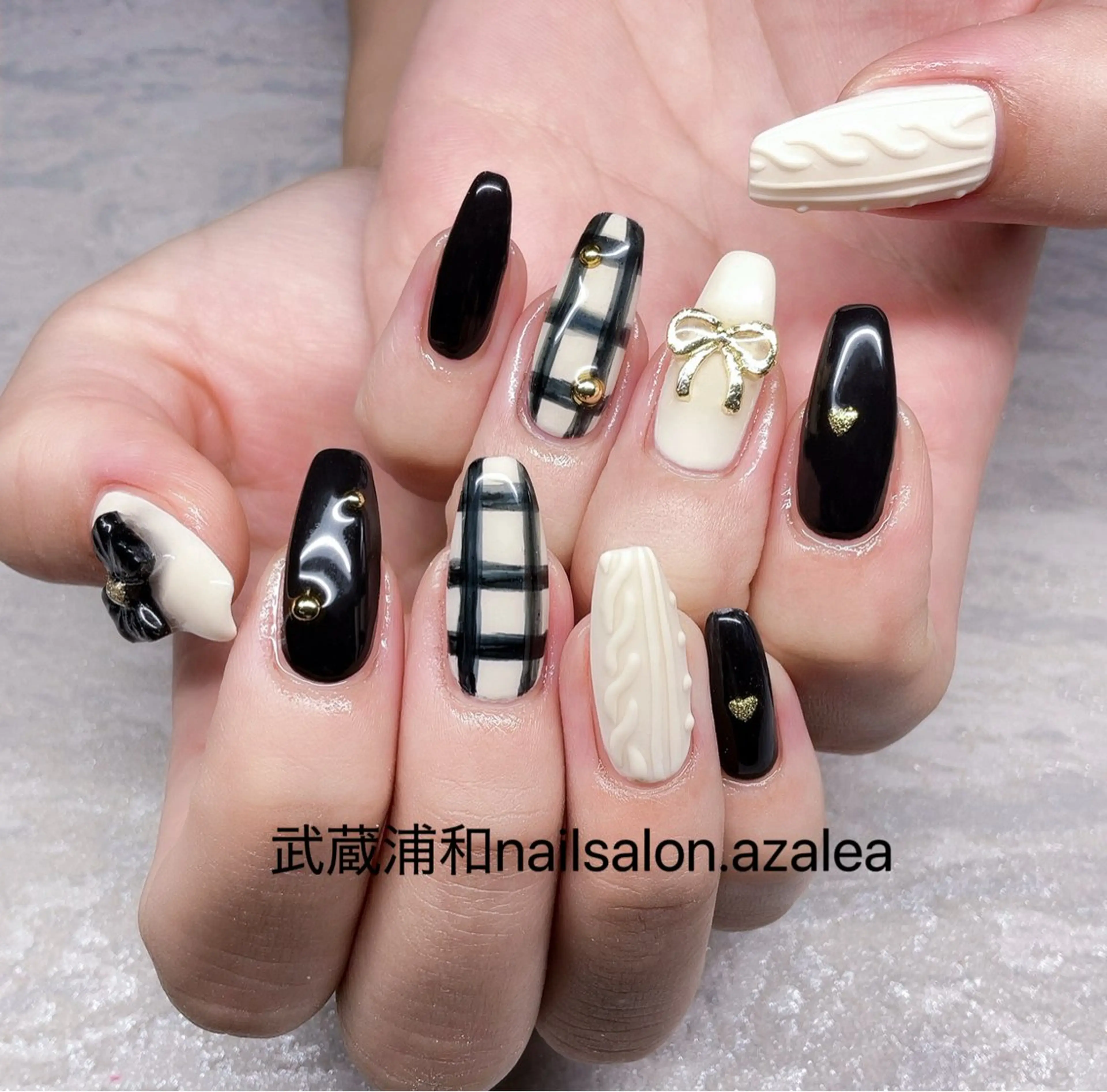 ネイル ハンドネイル R inのネイルデザイン