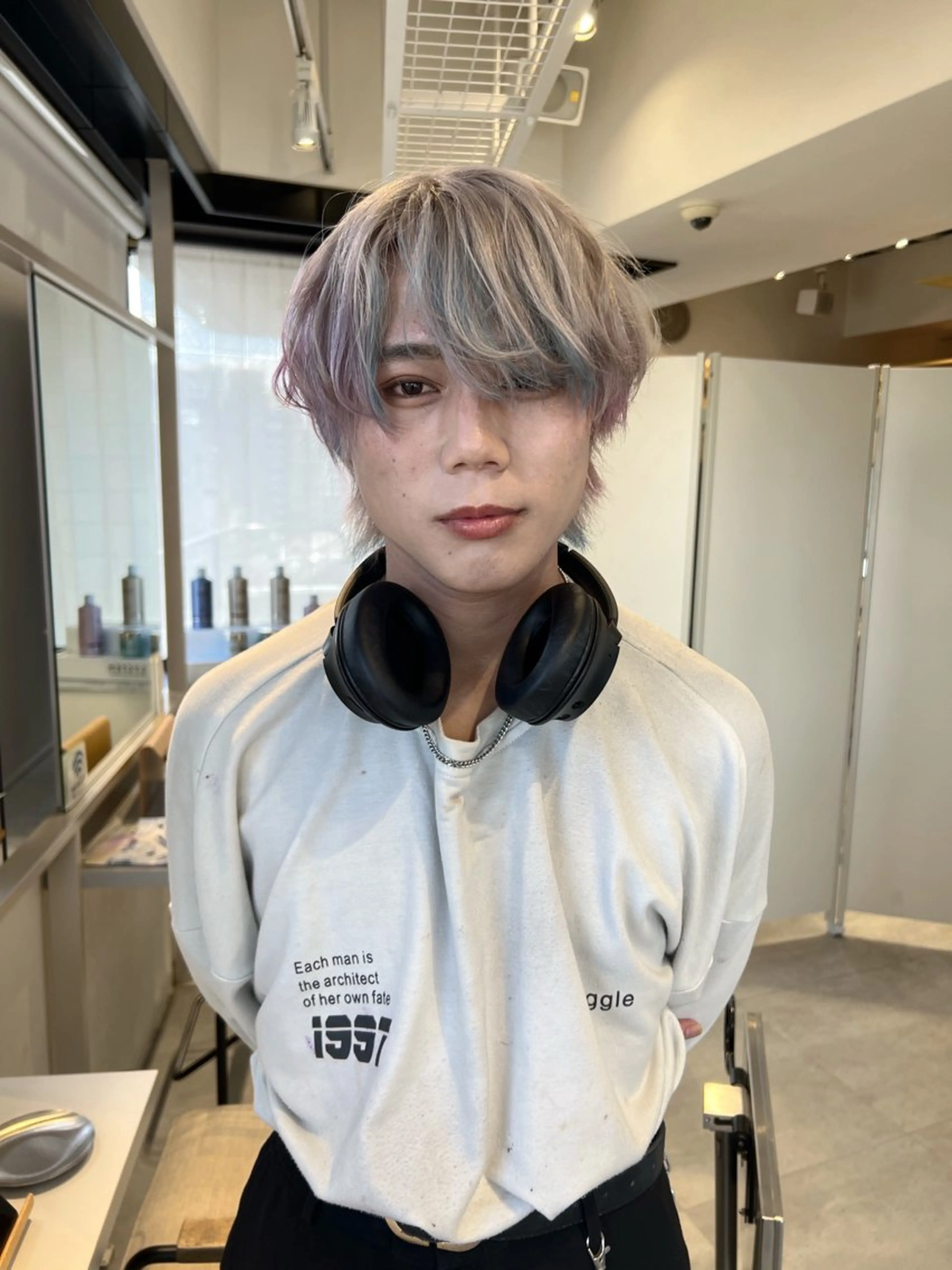 ミディアム デザイン🥇複雑履歴 ハイトーン特化のヘアスタイル