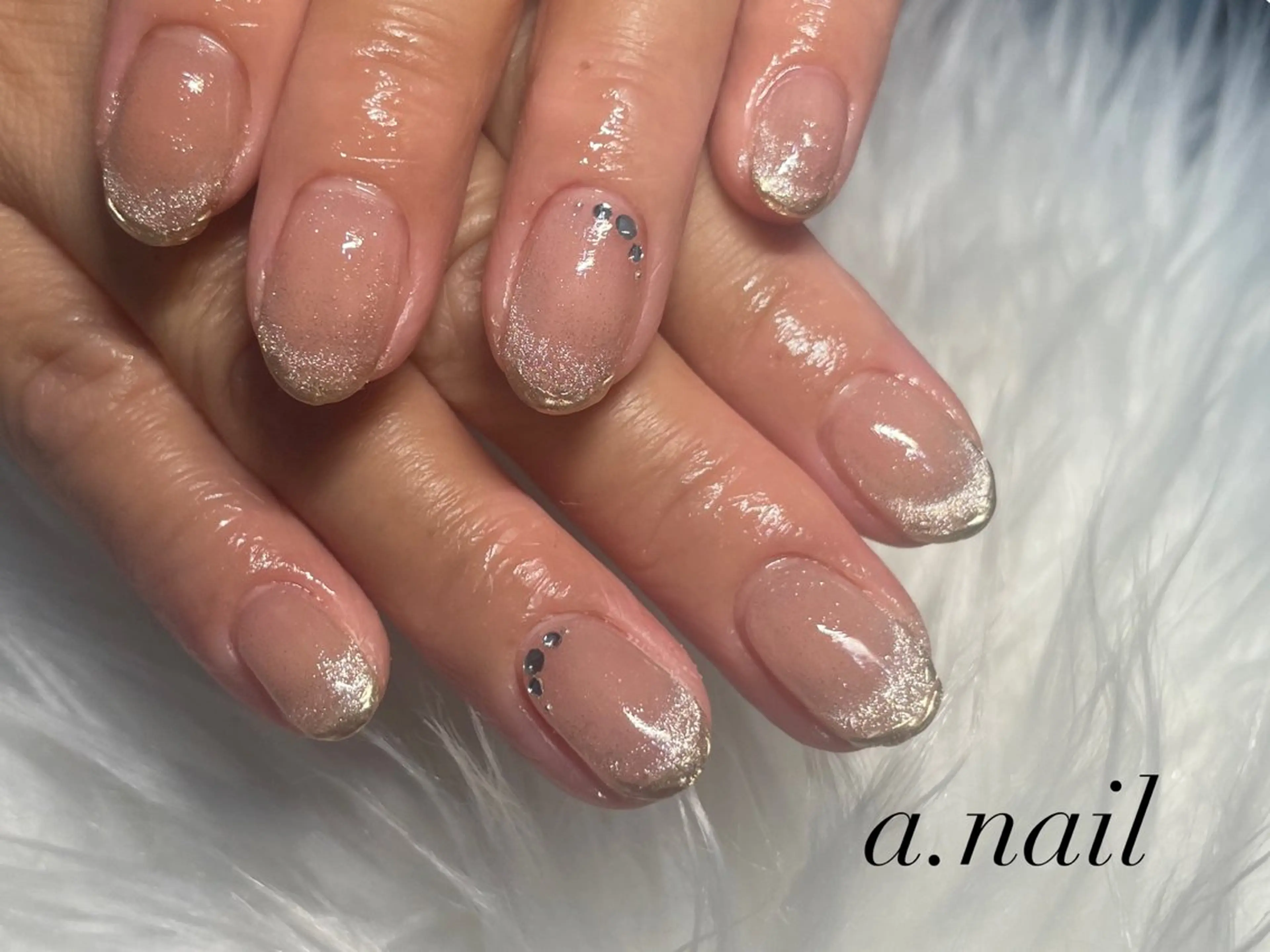 ネイル 727 nailのネイルデザイン