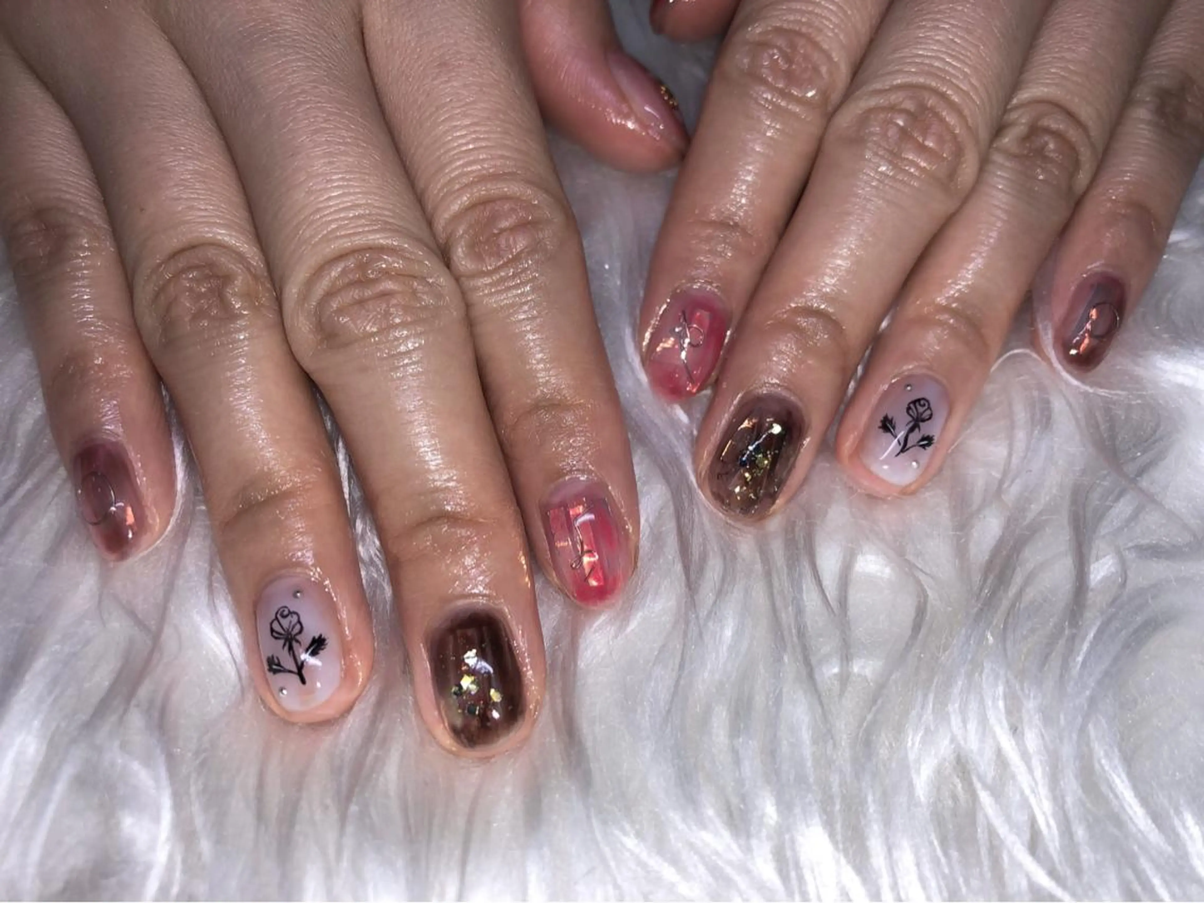 ネイル パラあり！フィルイン 美フォルムのネイルデザイン