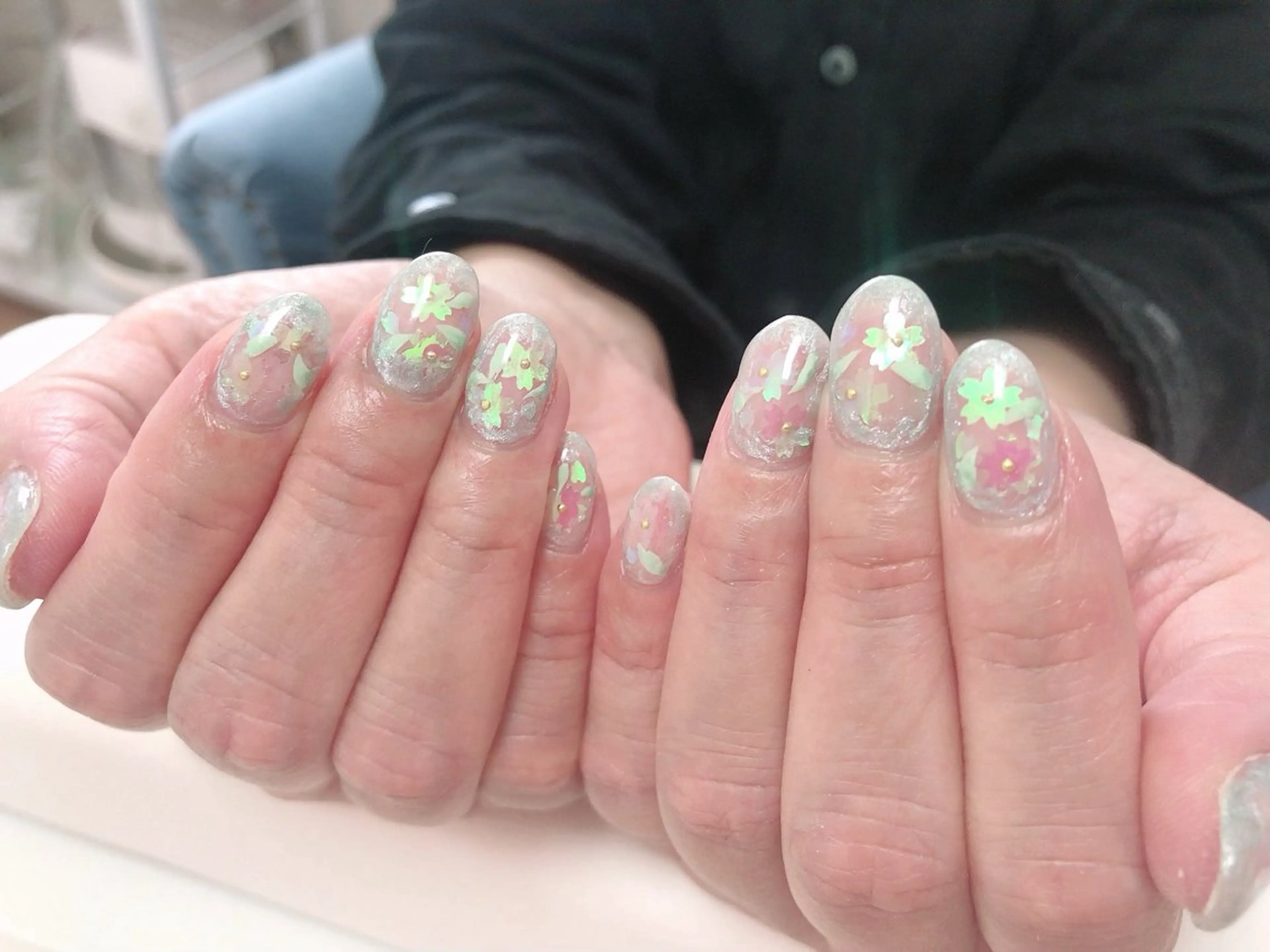 ネイル mano nella manoのネイルデザイン