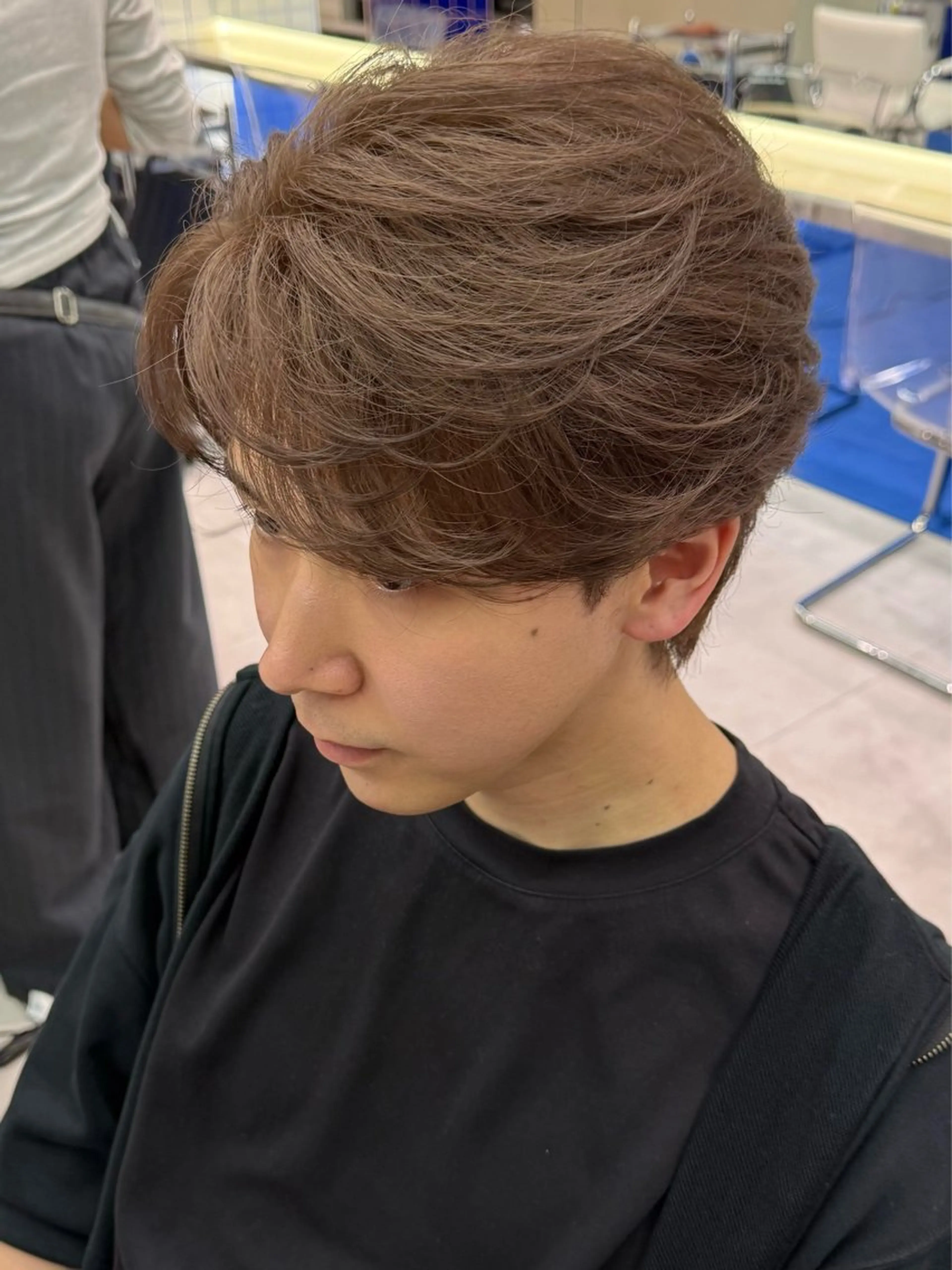 ショート カラー メンズ カット ヘアカラー トリートメント メンズブリーチ カラーhirokoのヘアスタイル