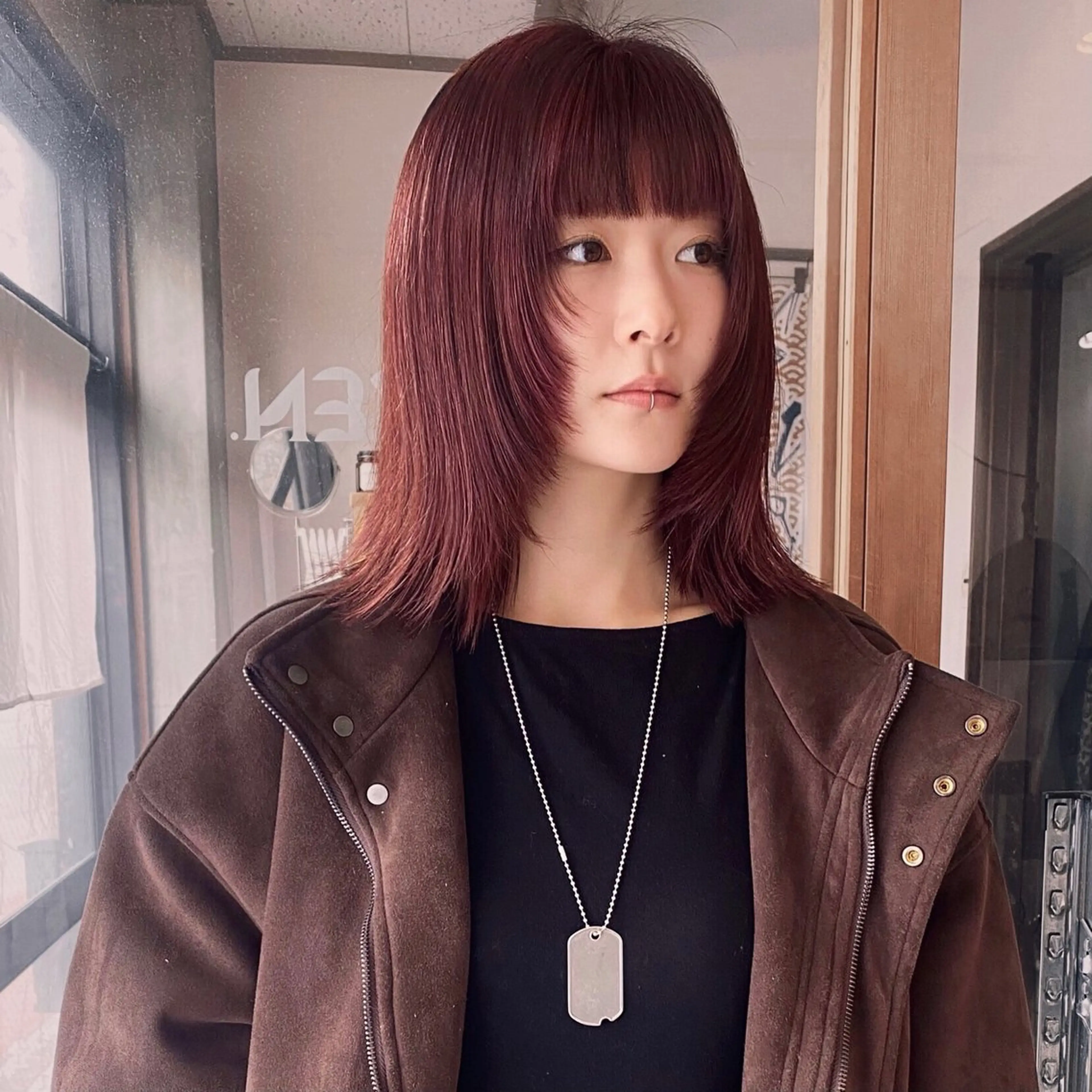 ミディアム ヘアカラー 中村 功樹のヘアスタイル