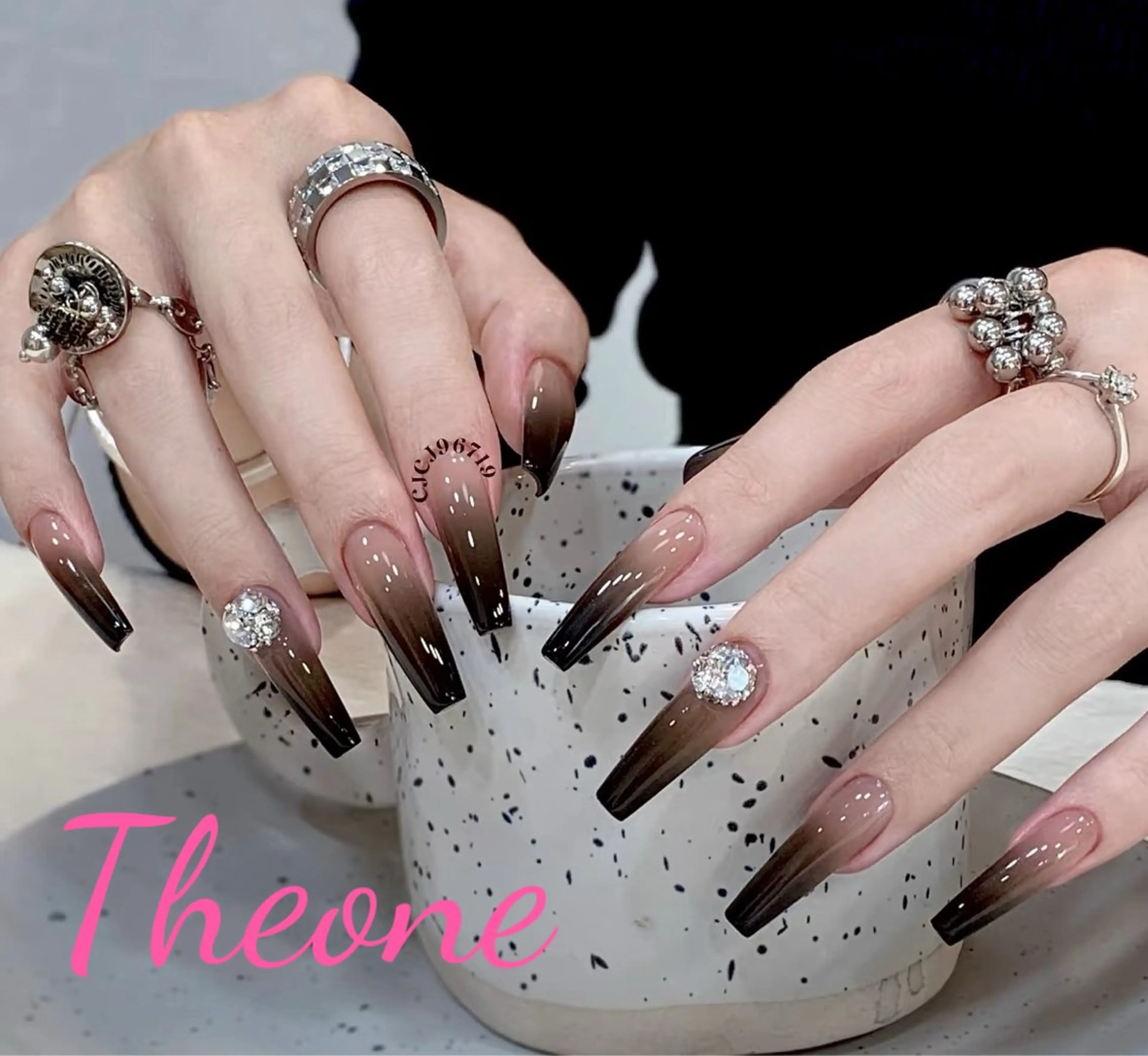 ネイル The one唐木 ユミのネイルデザイン