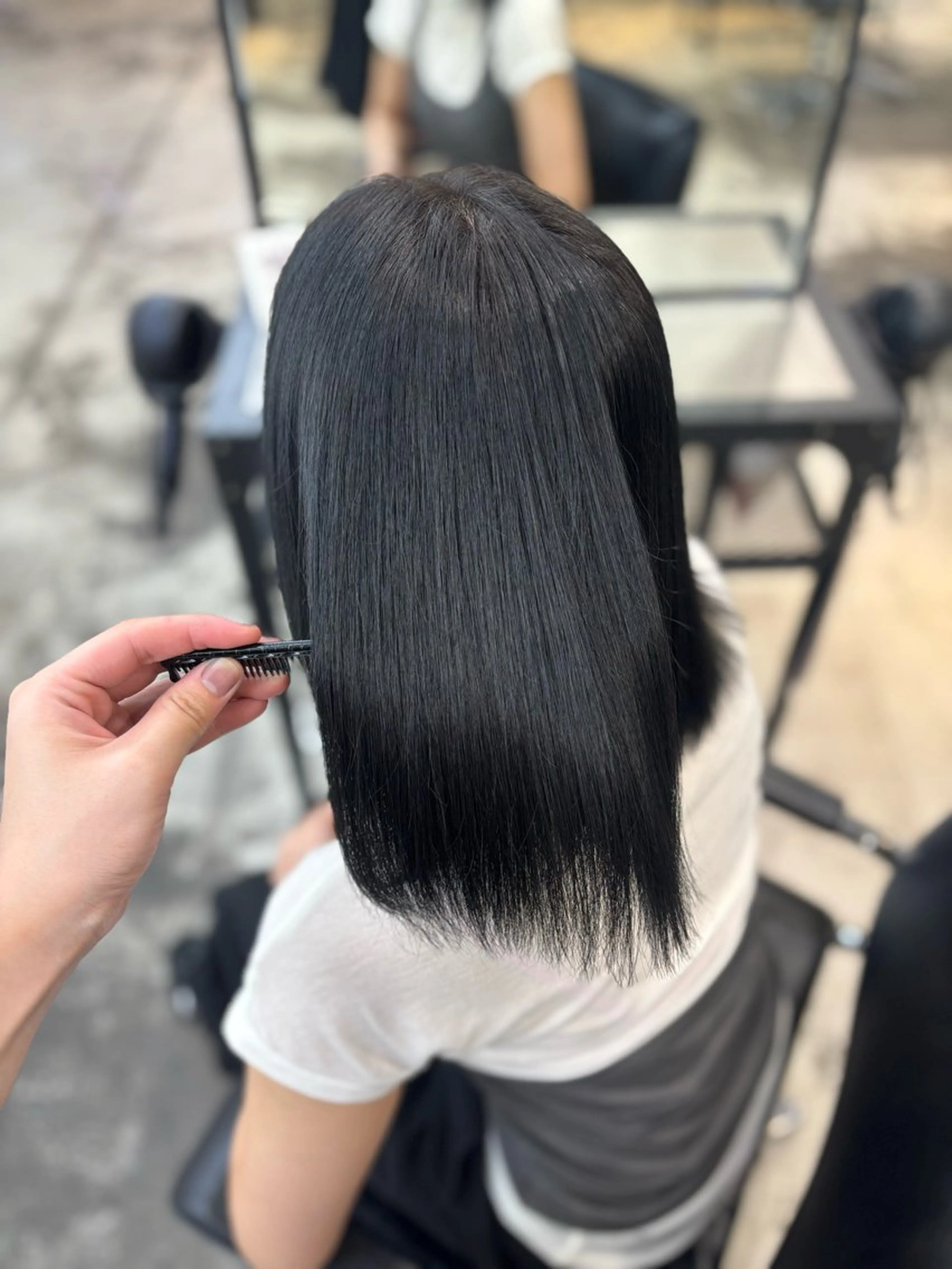 ミディアム カラー ブリーチ 透明感カラー レイヤー sala 推しカラー職人🎀のヘアスタイル