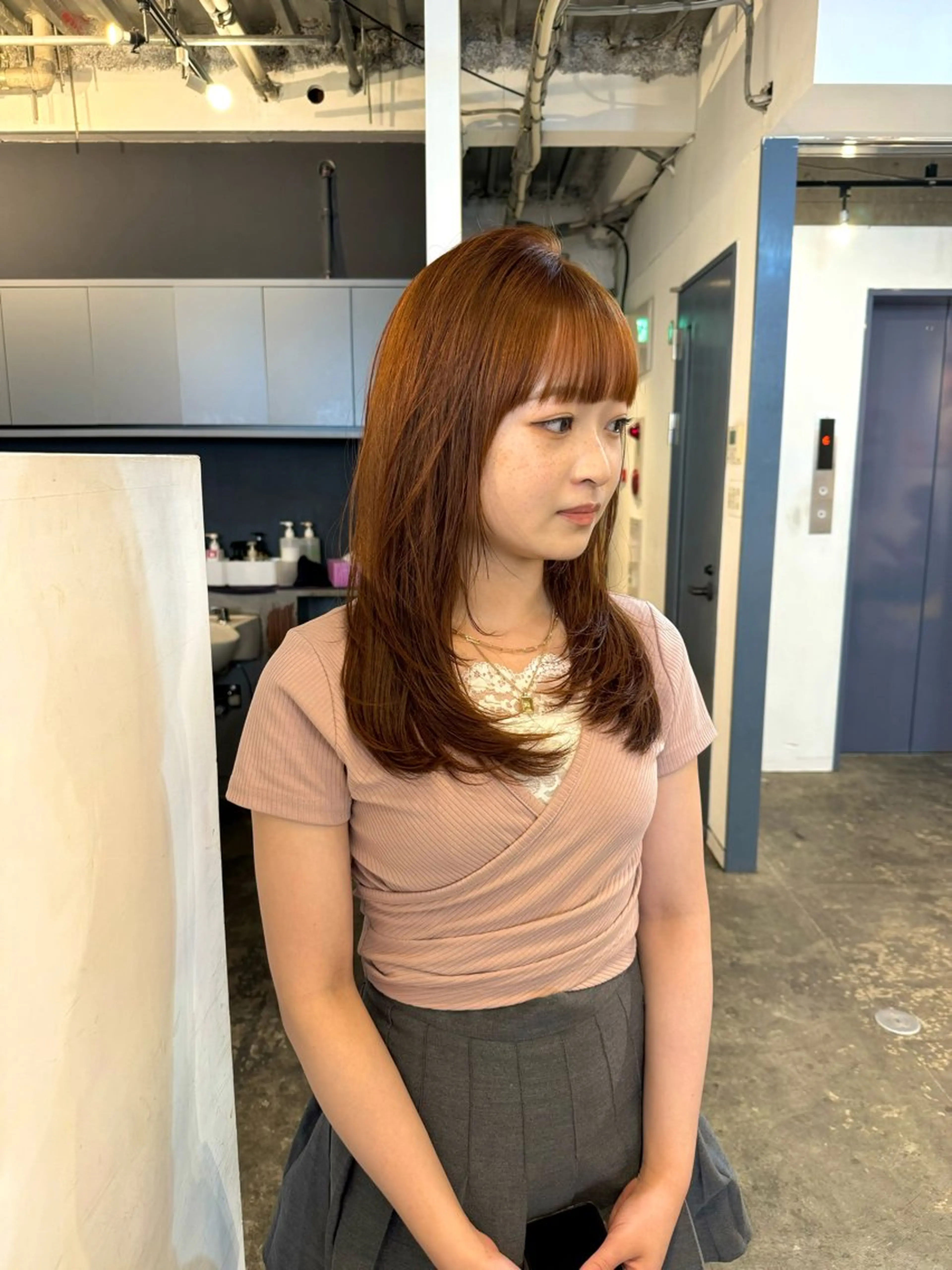ミディアム カラー カット ヘアカラー ✂韓国レイヤー 🦋みやび🪽のヘアスタイル