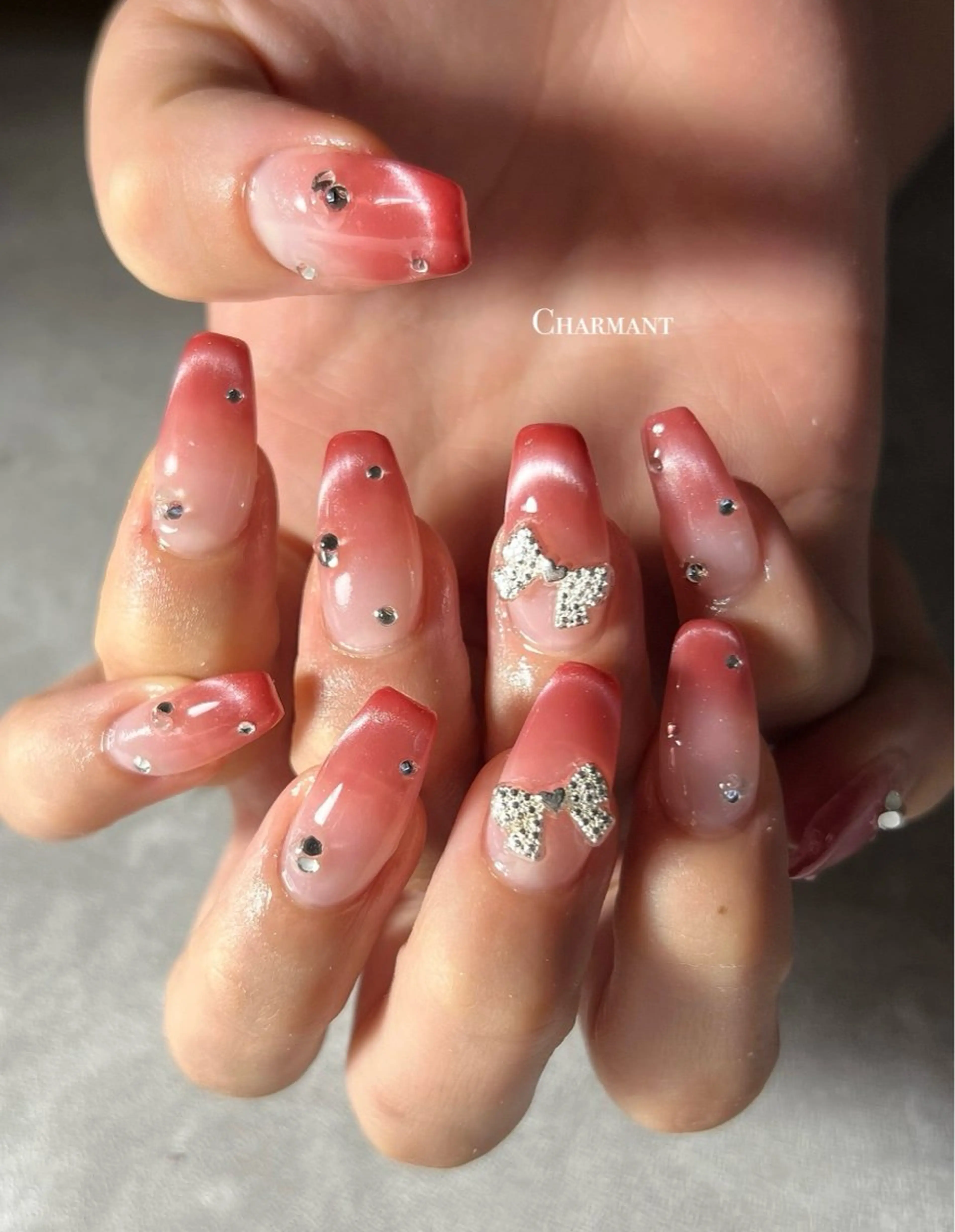 ネイル ハンドネイル Minako 【Charmant】のネイルデザイン