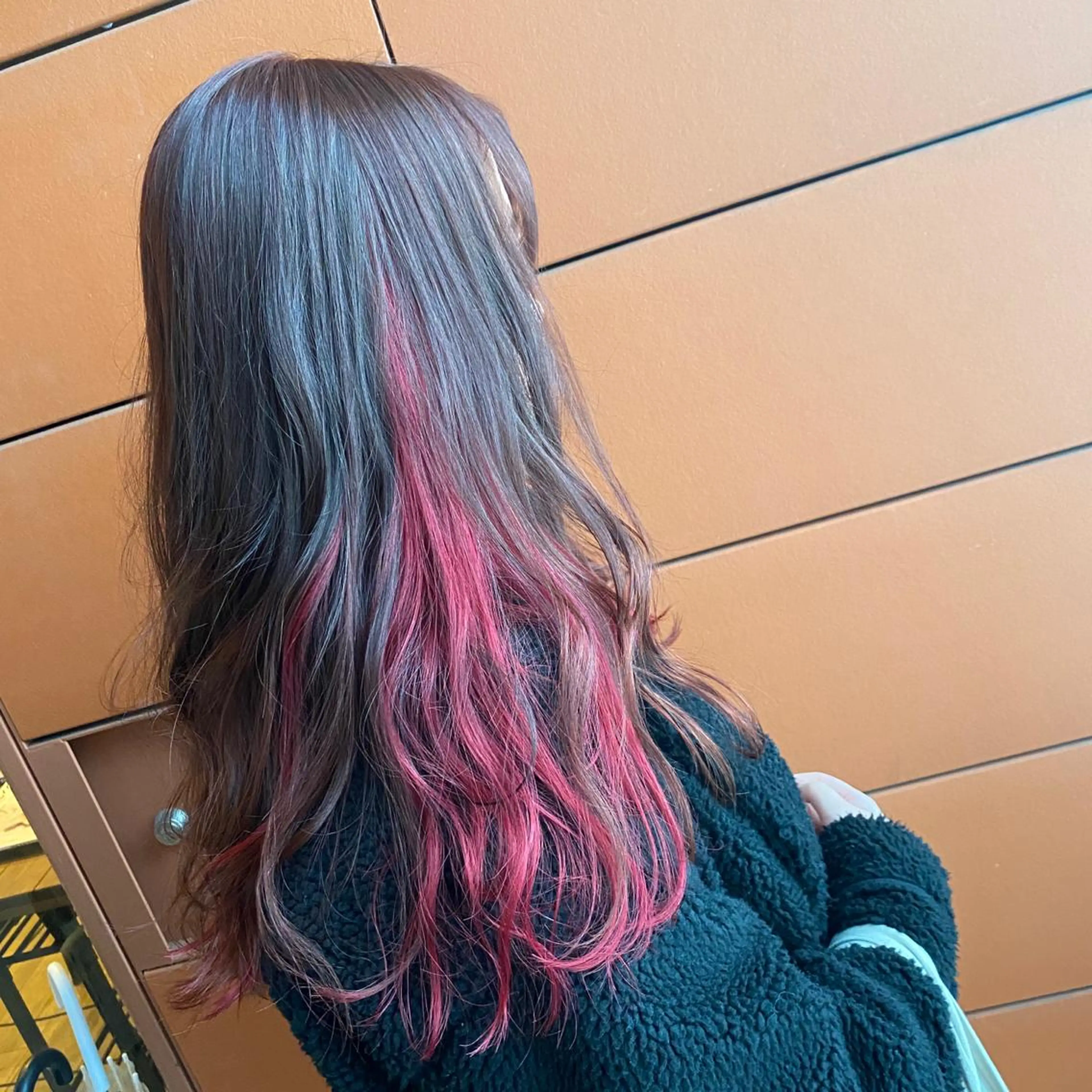 ロング カラー 井手 孔介のヘアスタイル