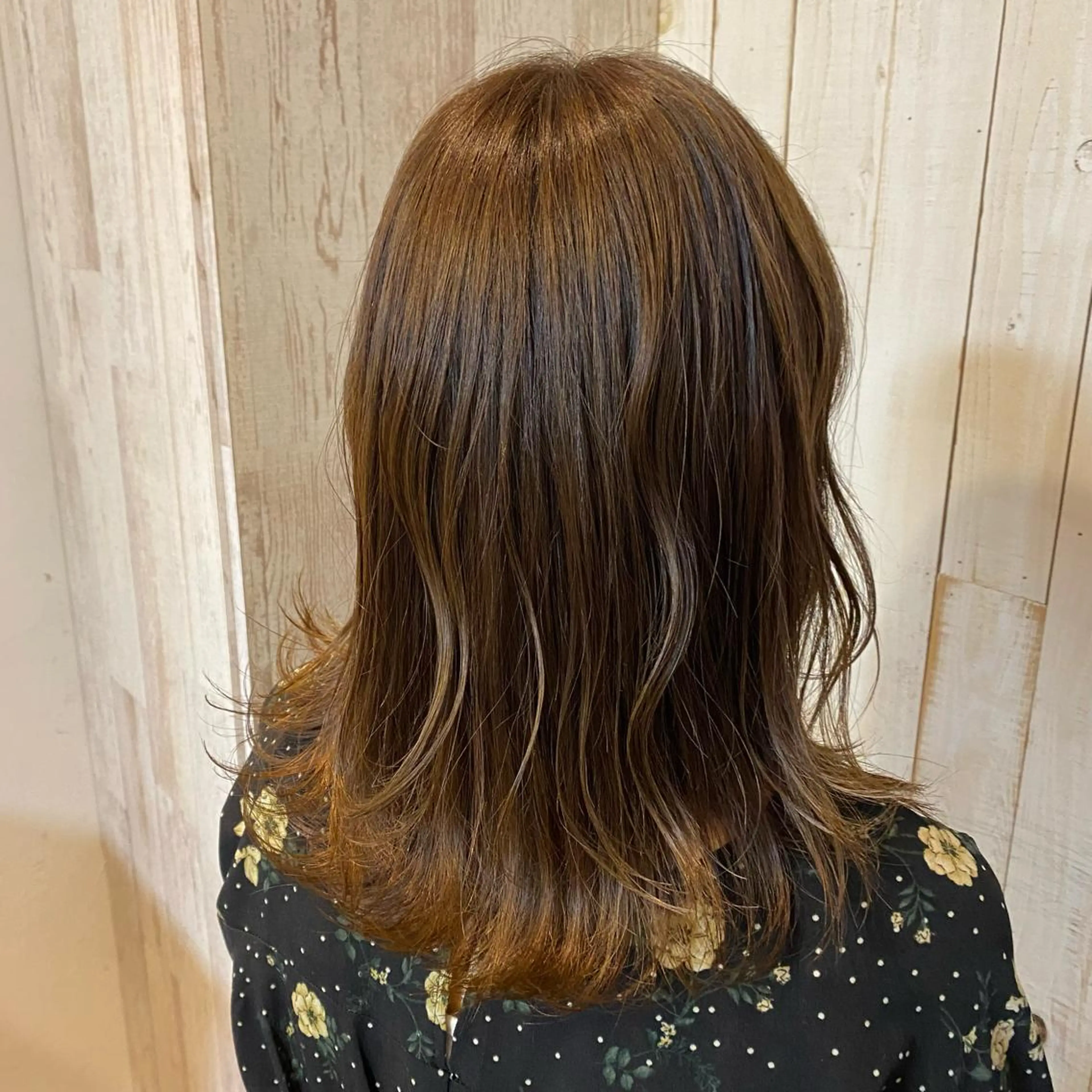 ミディアム ハイライト レイヤーカット 外ハネヘア カット Ayaka🩰🎀 ガーリー/暖色♡のヘアスタイル