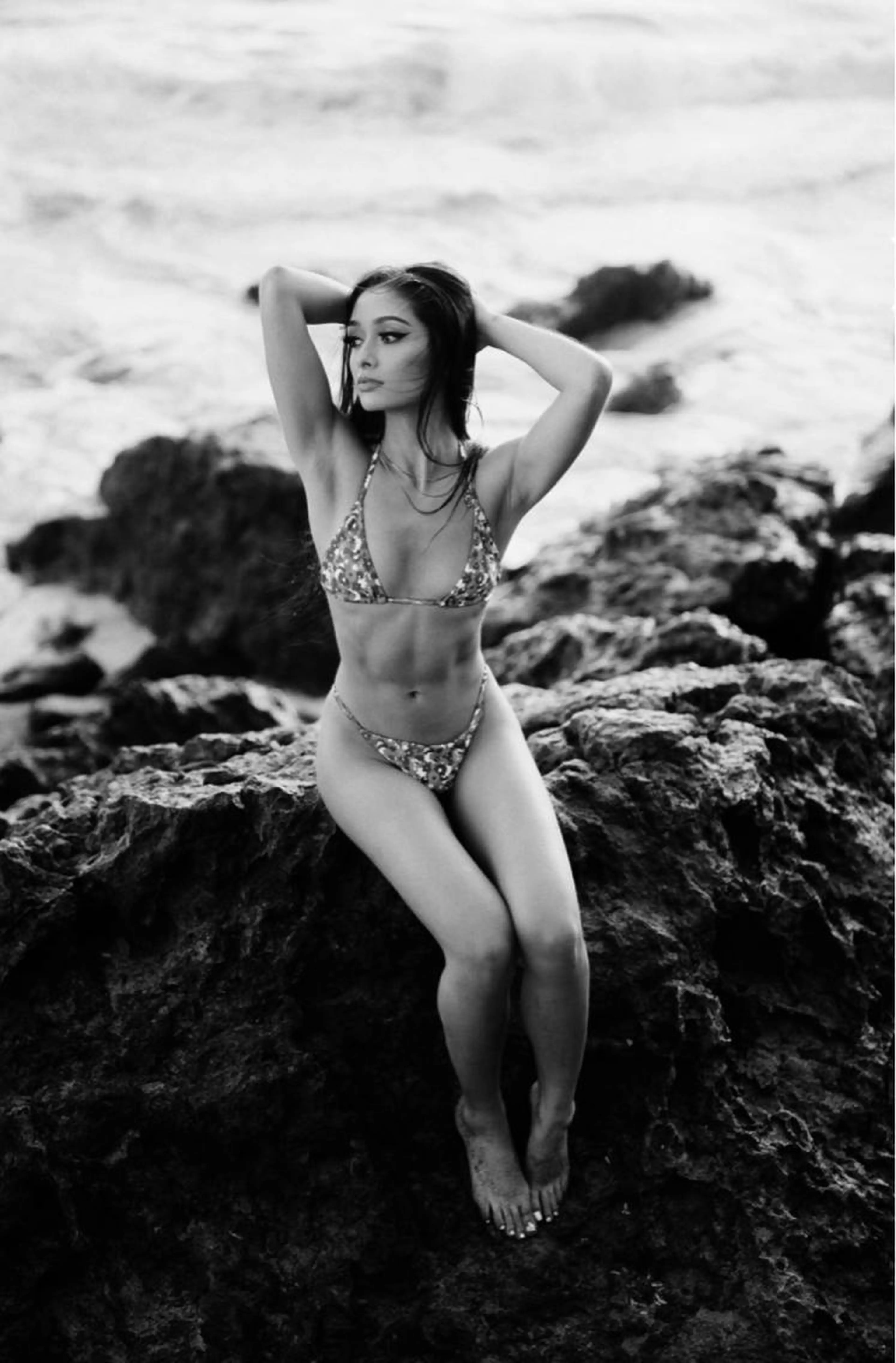 【 脱毛 】VIO&両脇 ブラジリアンワックス脱毛+最新光脱毛(保湿ケア付き)⚠️女性限定⚠️の写真