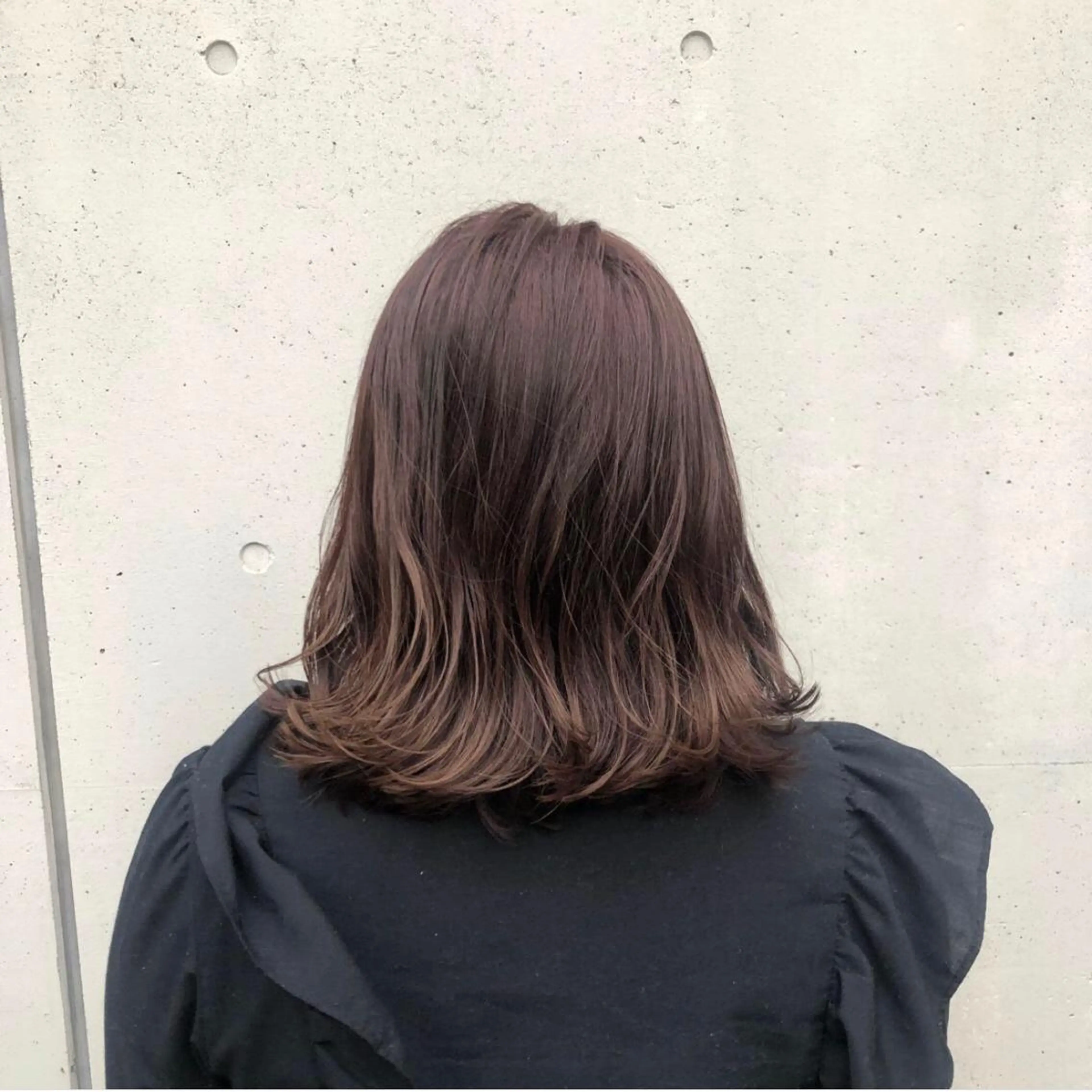ミディアム カラー ヘアアレンジ ブラウンカラー ラベンダーカラー ラベンダーブラウン カット ヘアカラー トリートメント 酸性縮毛矯正🧴韓国 レイヤー/髪質改善のヘアスタイル