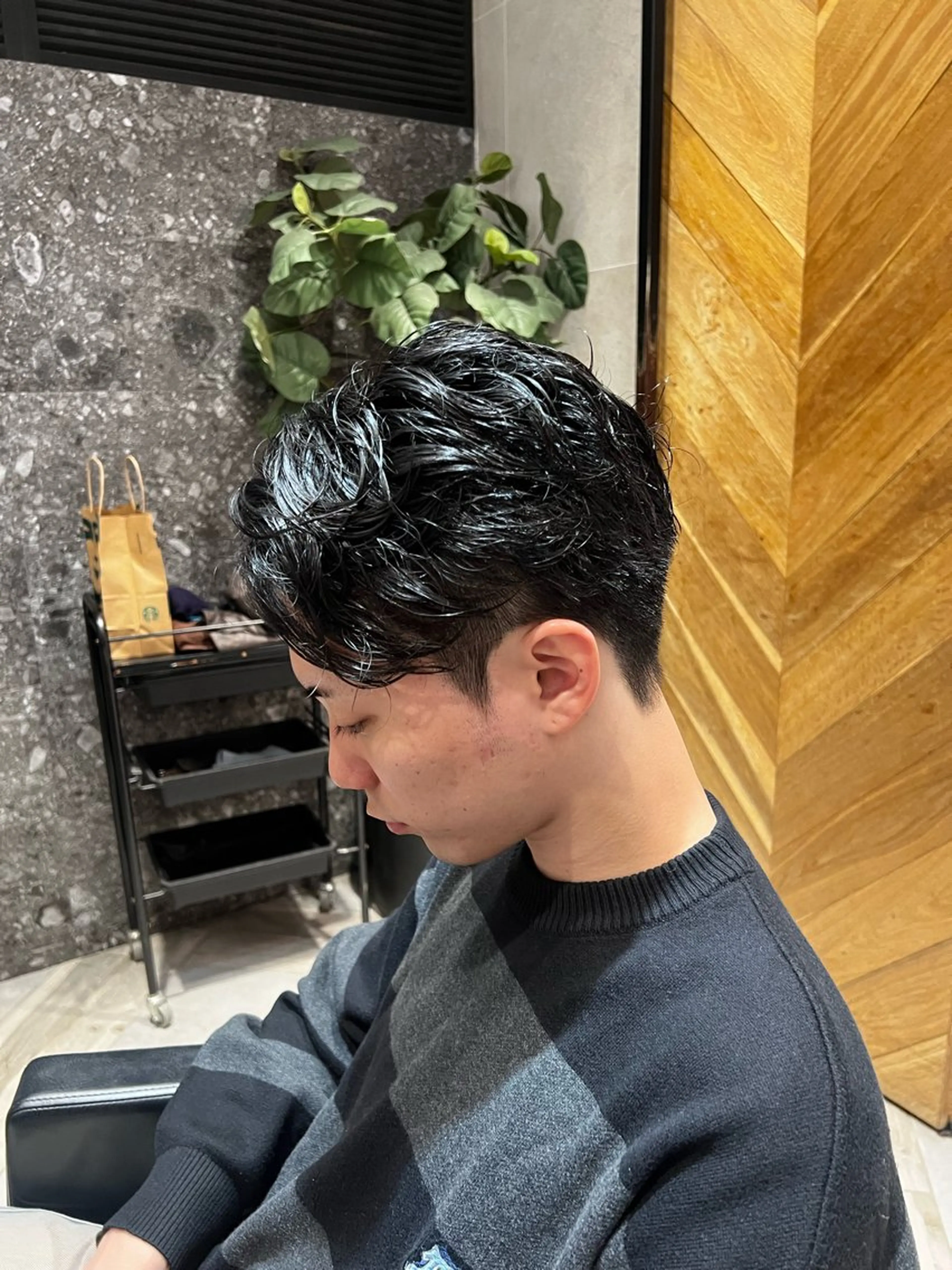 メンズ ビジネス メンズパーマ カット パーマ 野崎 海翔のヘアスタイル