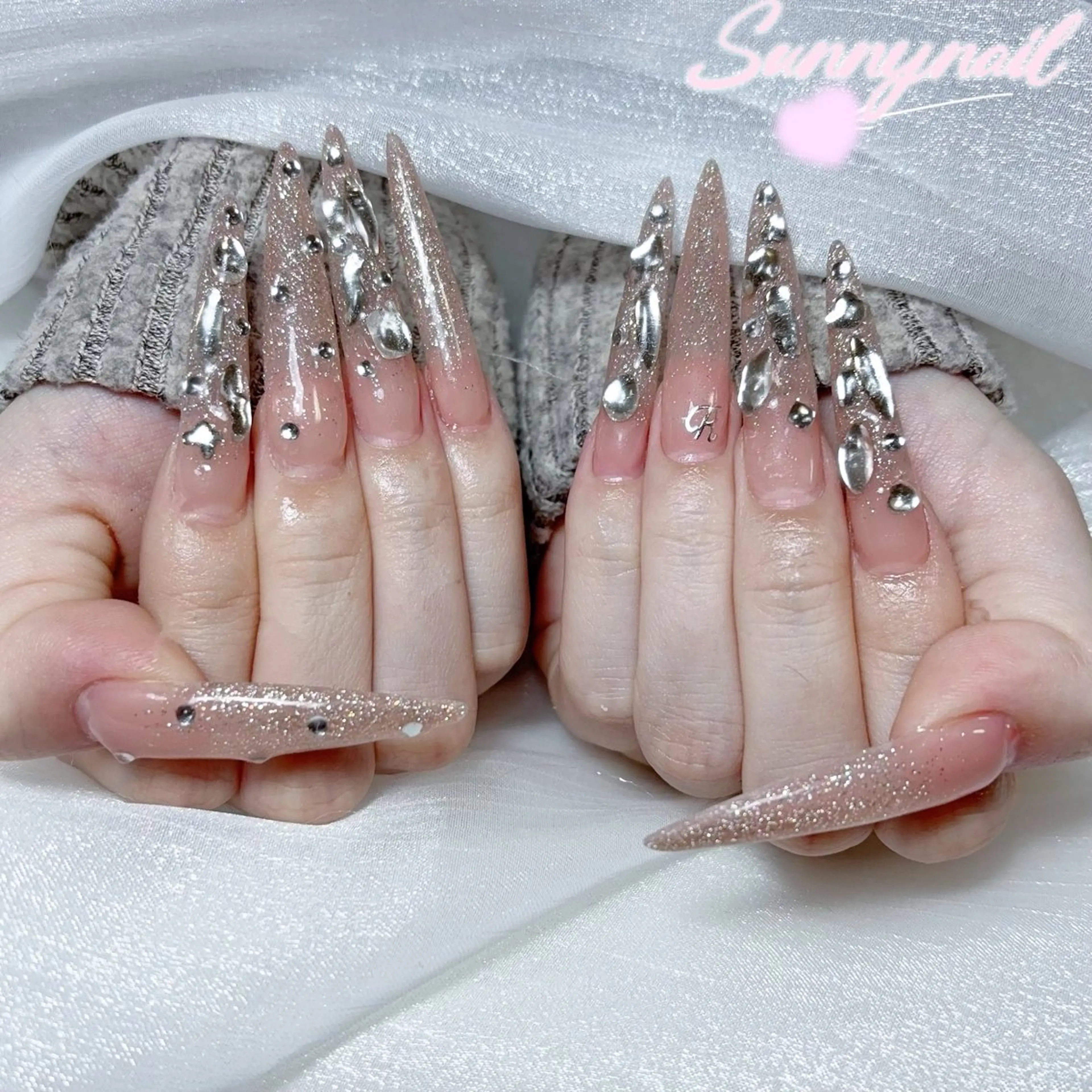 ネイル sunnynail 小桃のネイルデザイン