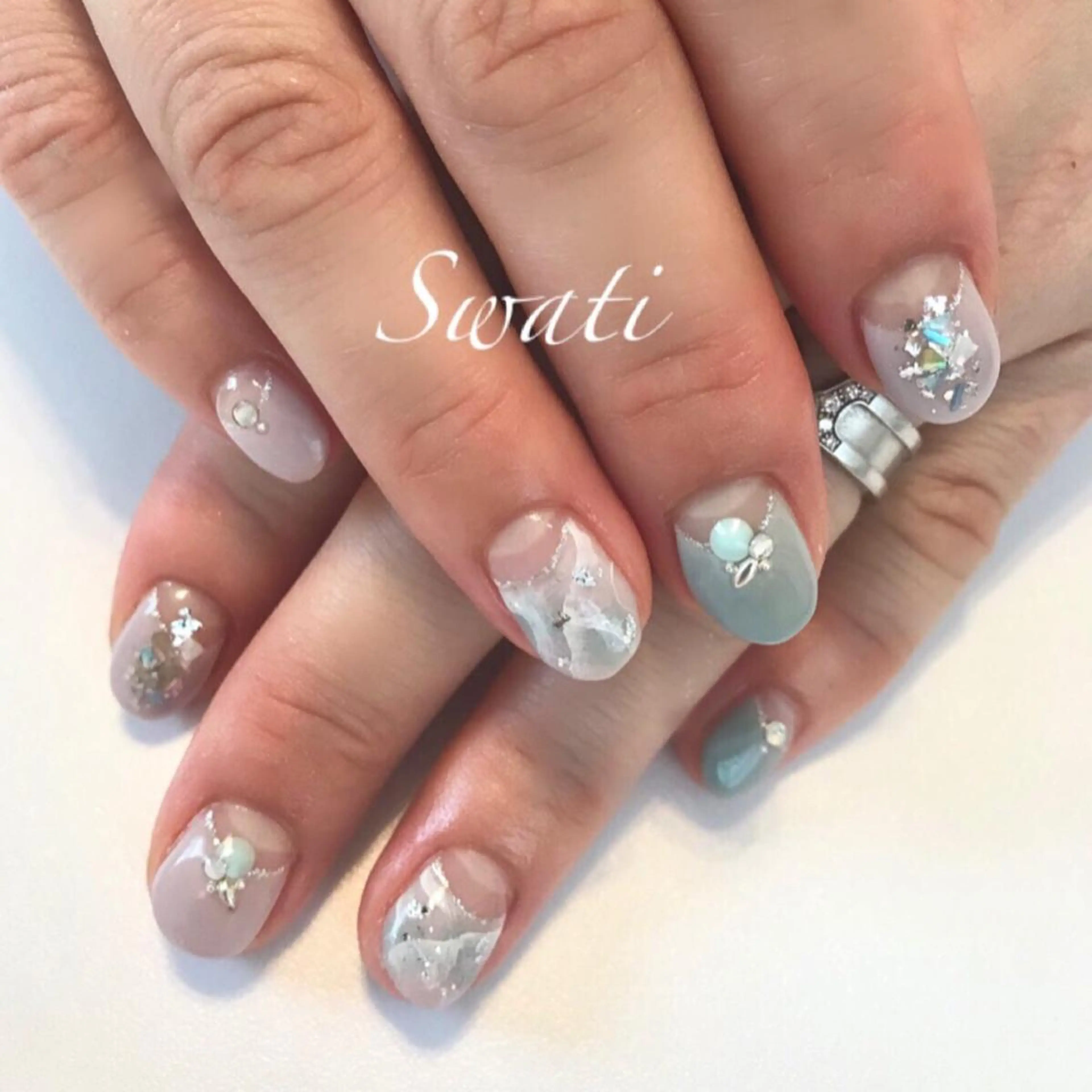 ネイル アートネイル フレンチネイル 大理石ネイル(マーブル) ニュアンスネイル オフィスネイル yuko (ネイリスト)のネイルデザイン