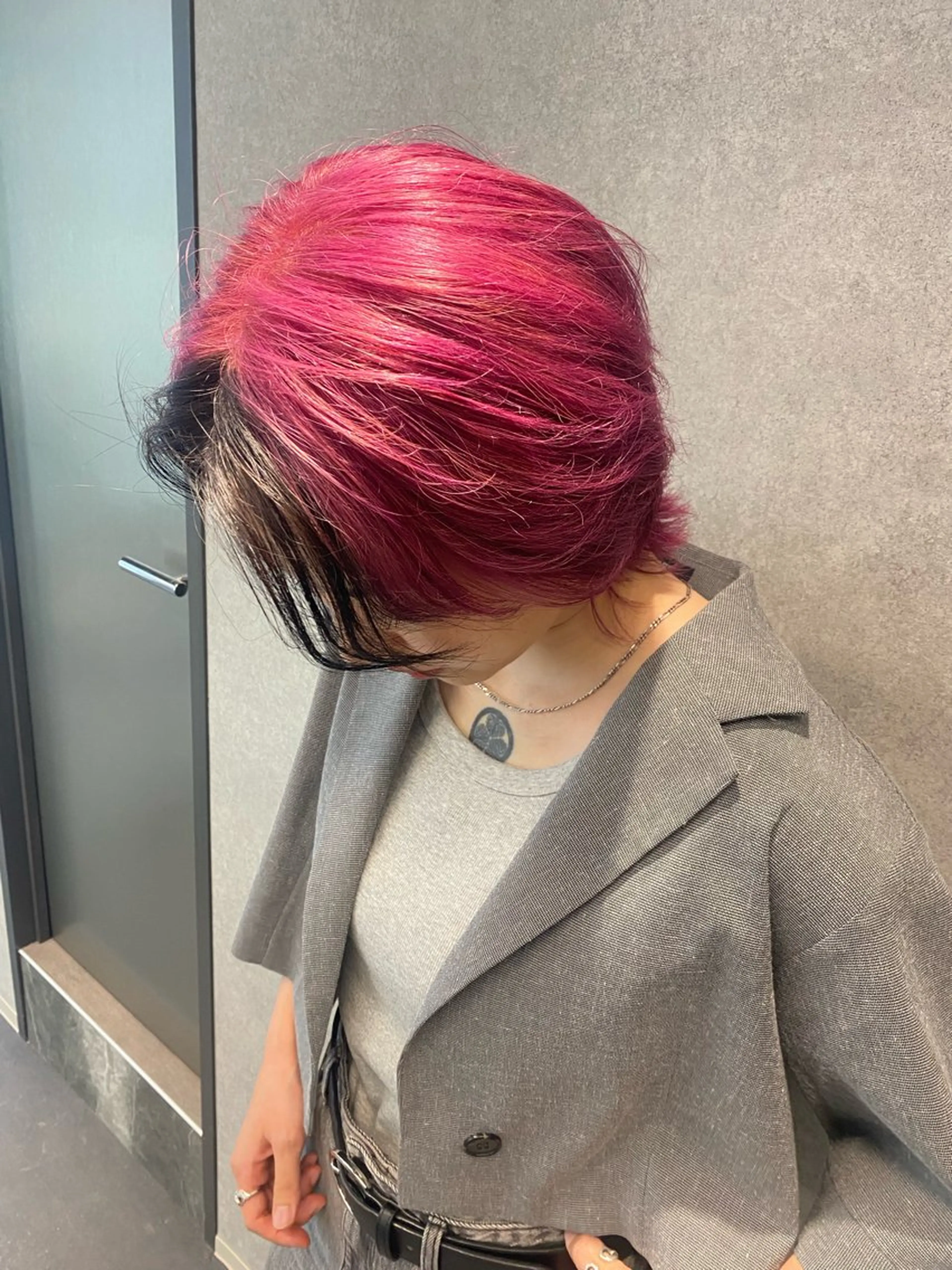 ショート カラー jyui/原宿 ハイトーン/デザインのヘアスタイル