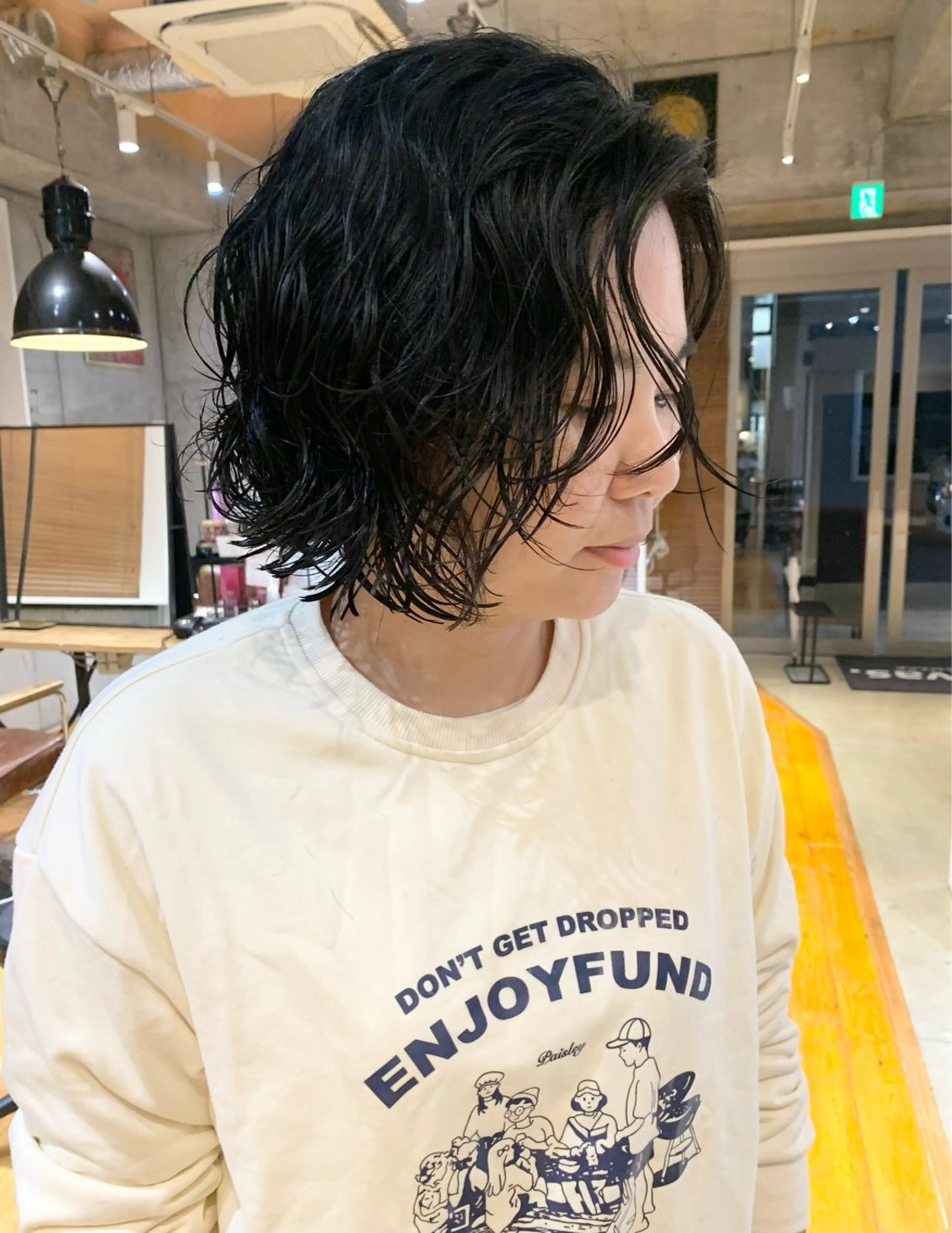 ミディアム パーマ 朝ラクパーマ 透明感カラー横山大樹のヘアスタイル