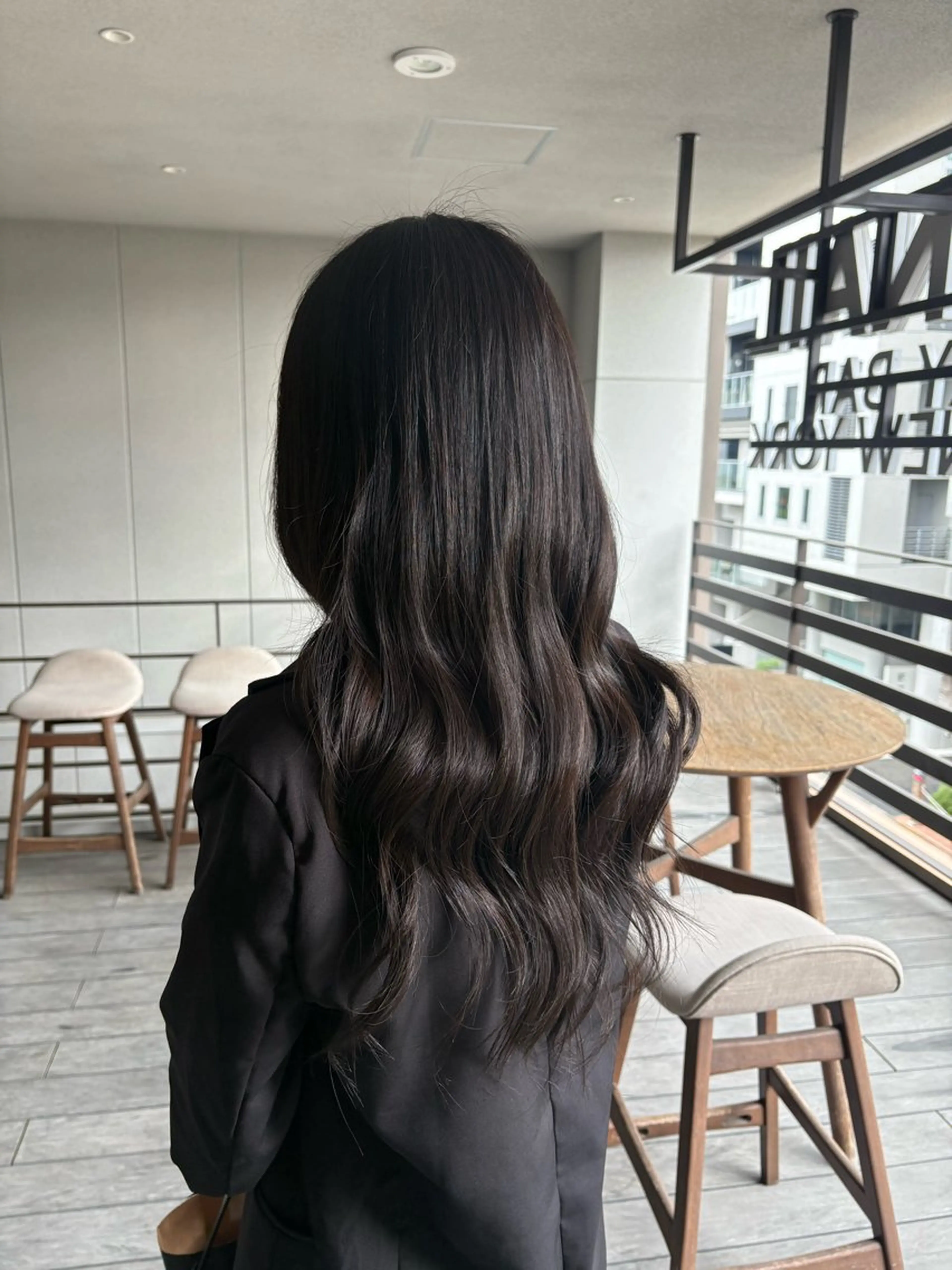 ロング 尾崎 梨野阿のヘアスタイル