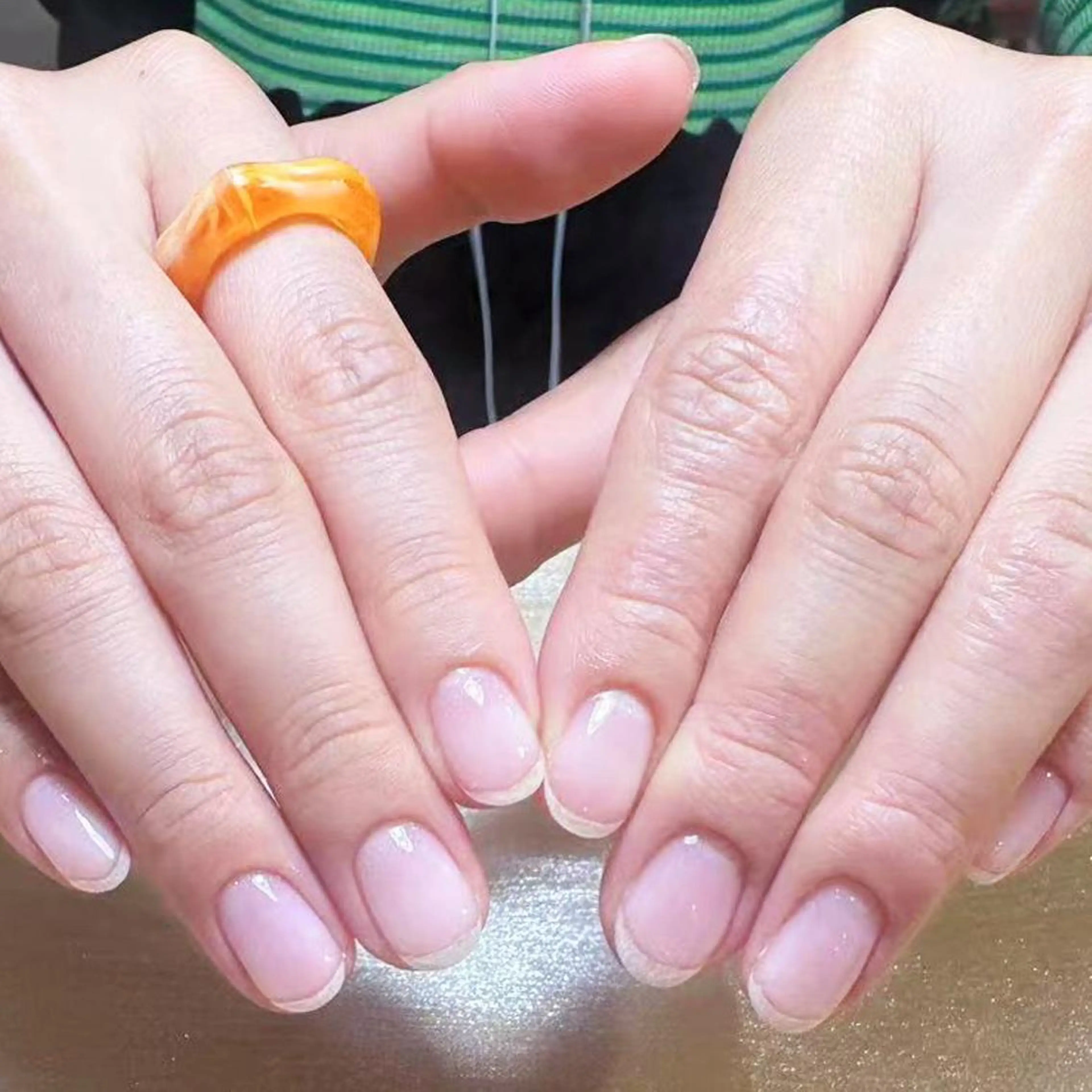 ネイル アートネイル オーロラネイル ガーリー キラキラネイル 韓国ネイル Leah 💅のネイルデザイン