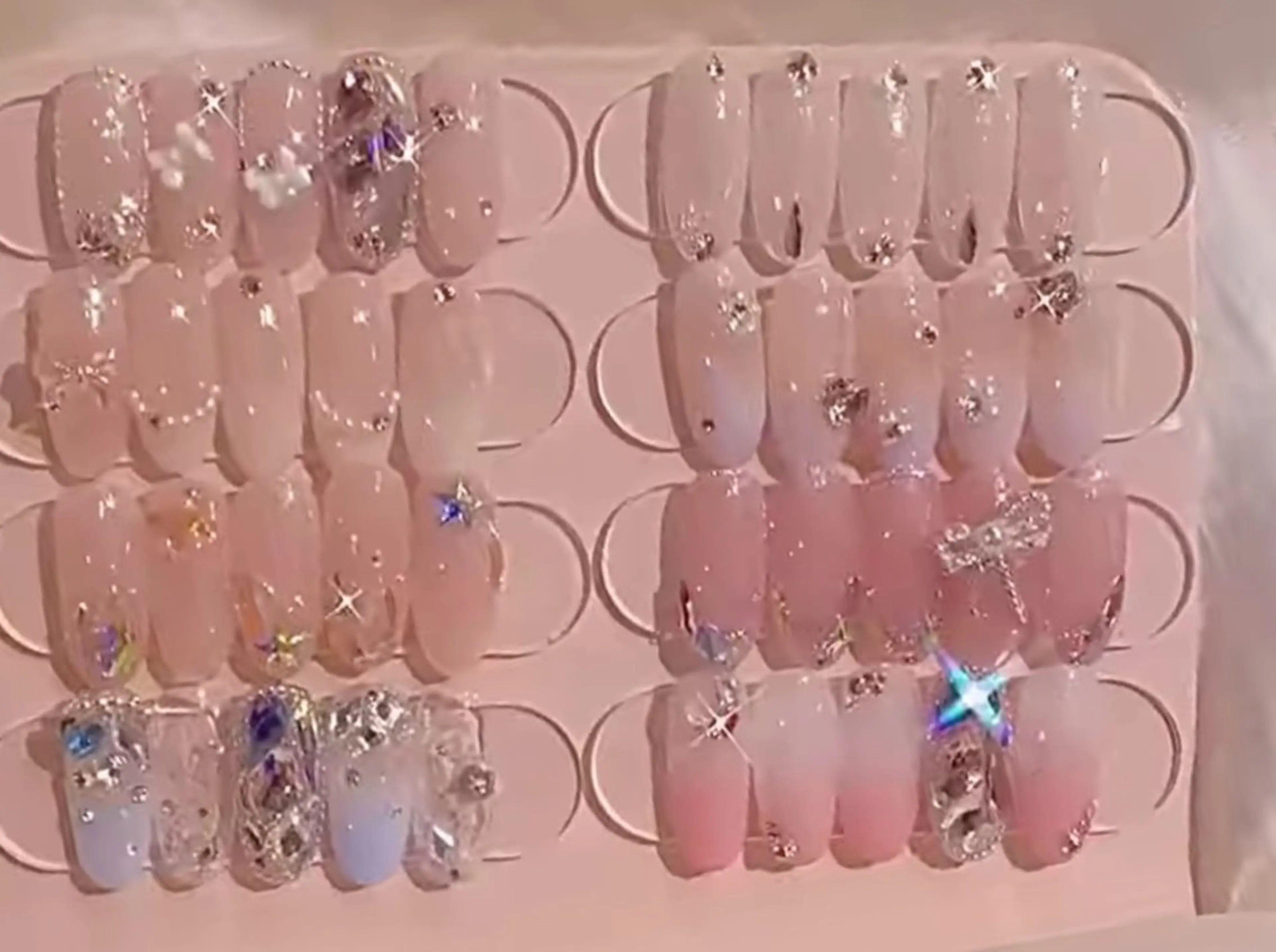 ネイル NailSalon✨ Écrinエクランのネイルデザイン