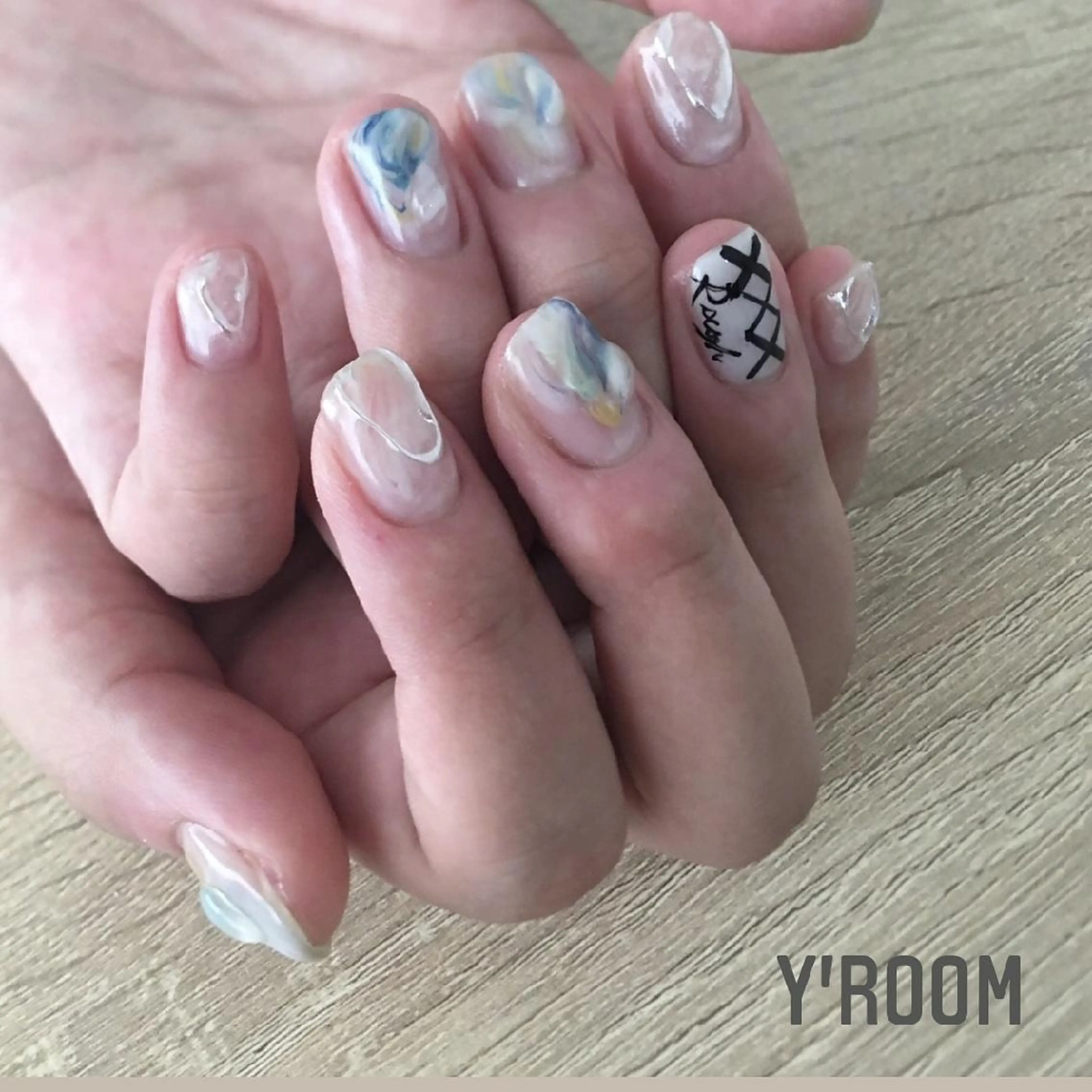 ネイル ジェルネイル ニュアンスネイル ワンカラーネイル パラジェル 夏ネイル YUKA （ネイリスト）のネイルデザイン