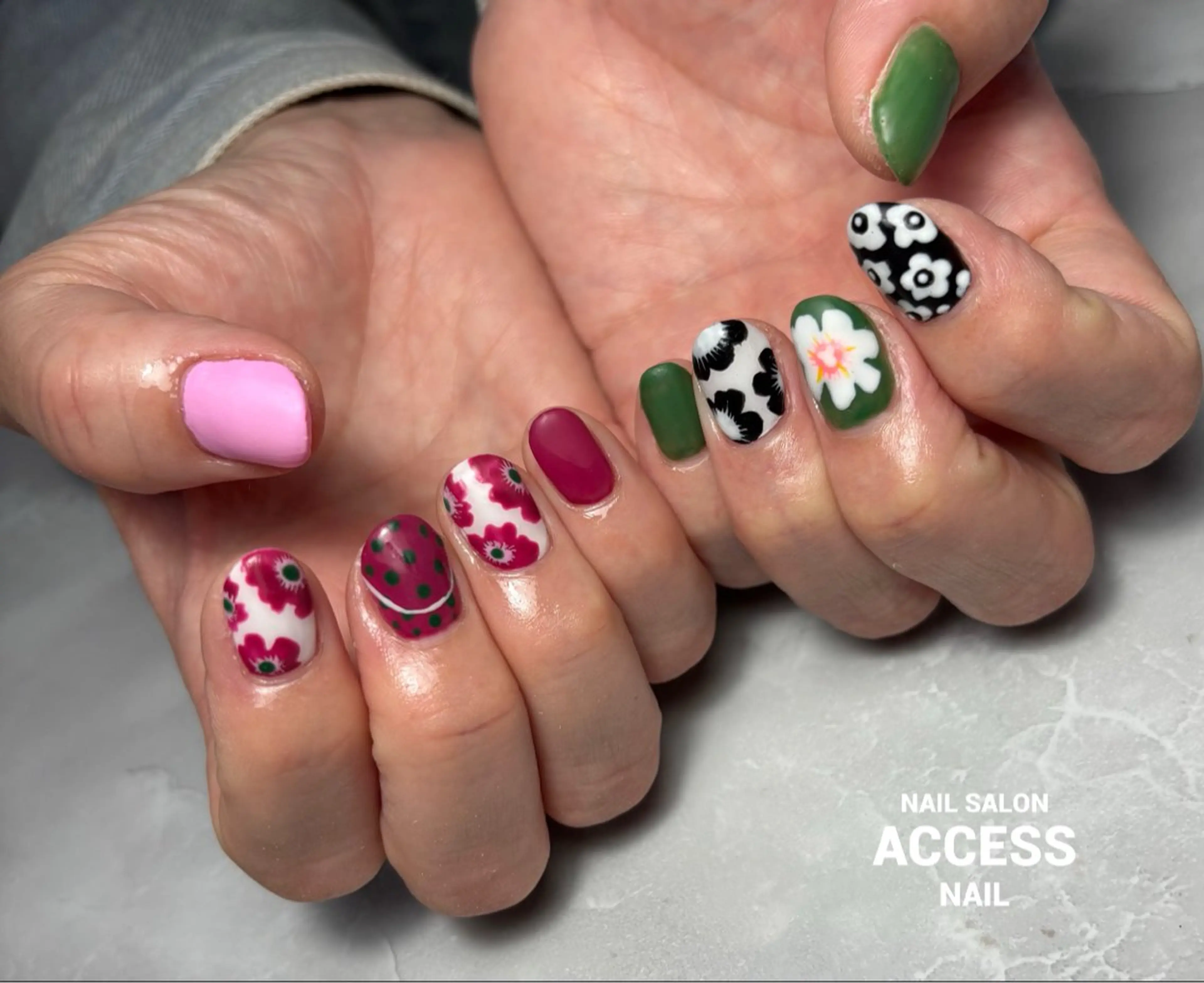 ネイル access nailのネイルデザイン