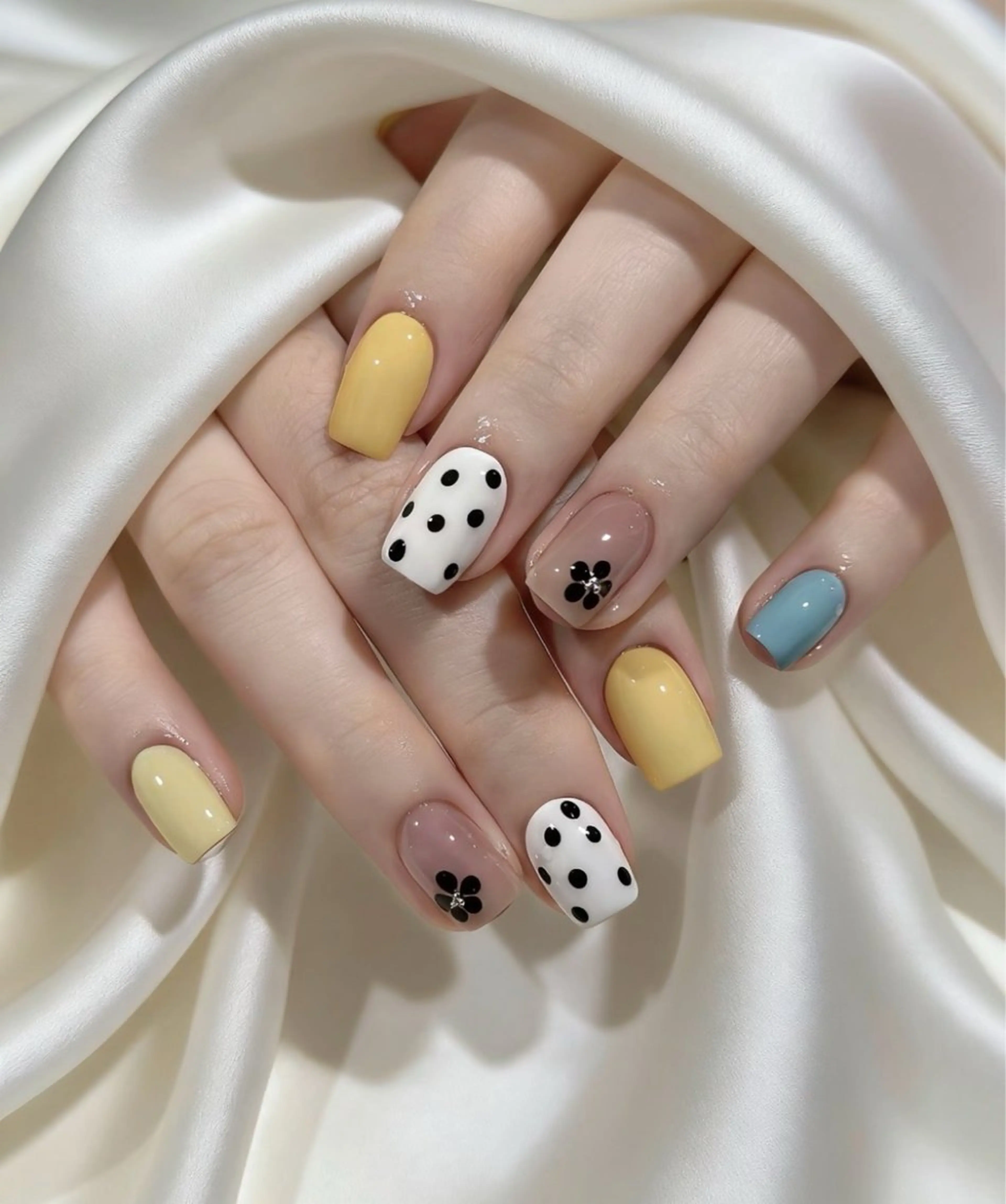 ネイル 平 りんちゃのネイルデザイン