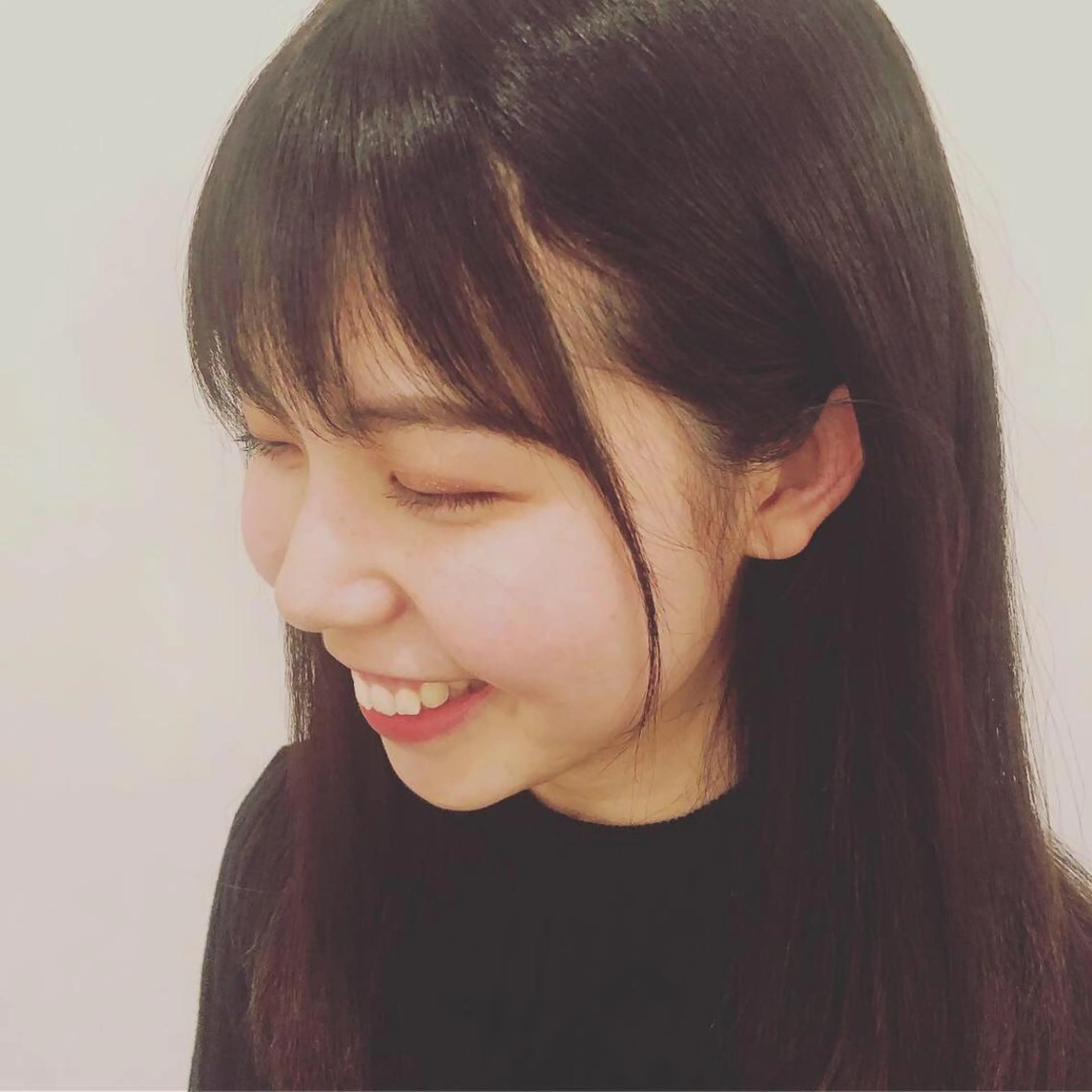 セミロング カット 日比谷 翔太のヘアスタイル