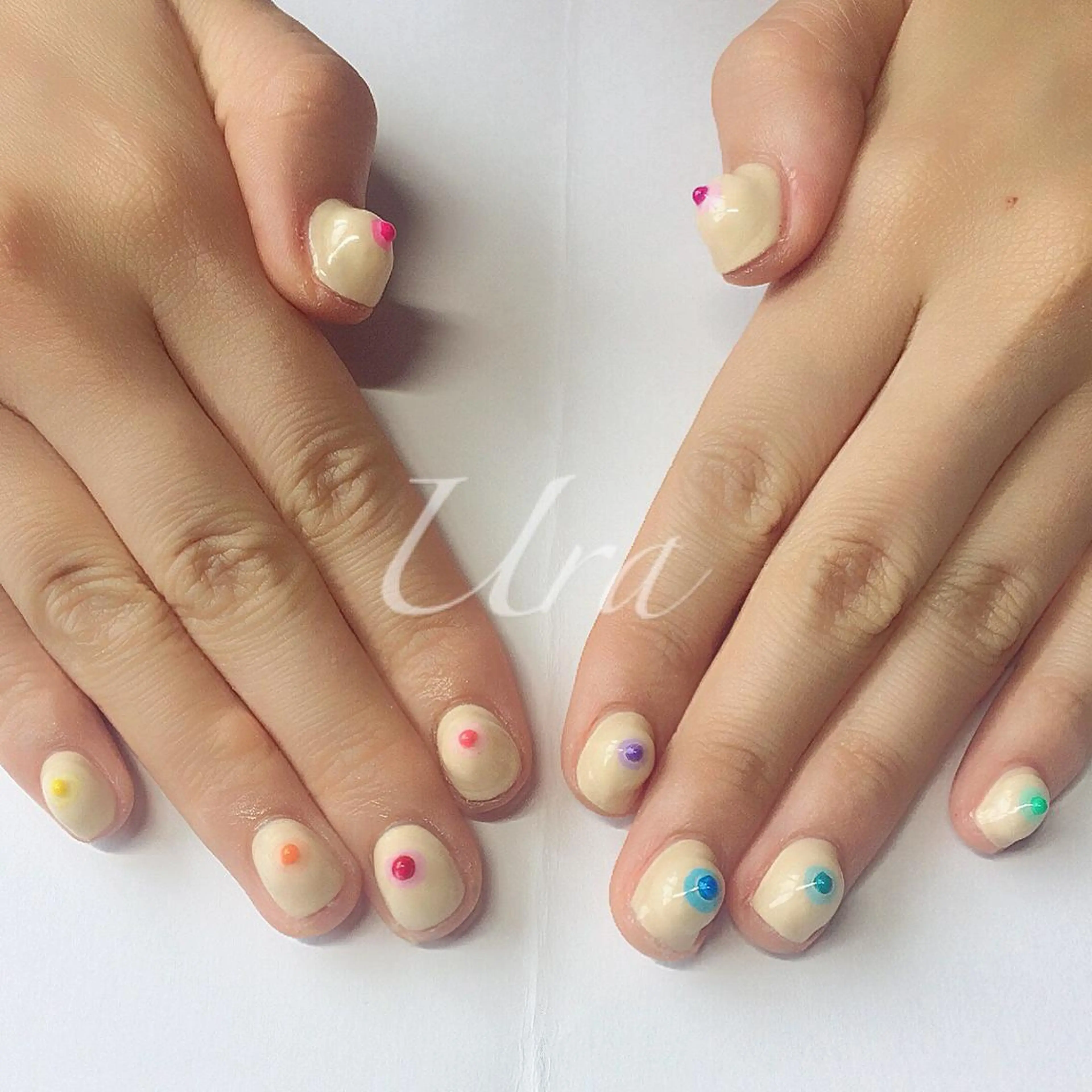 ネイル UrakoNail 《nail》のネイルデザイン