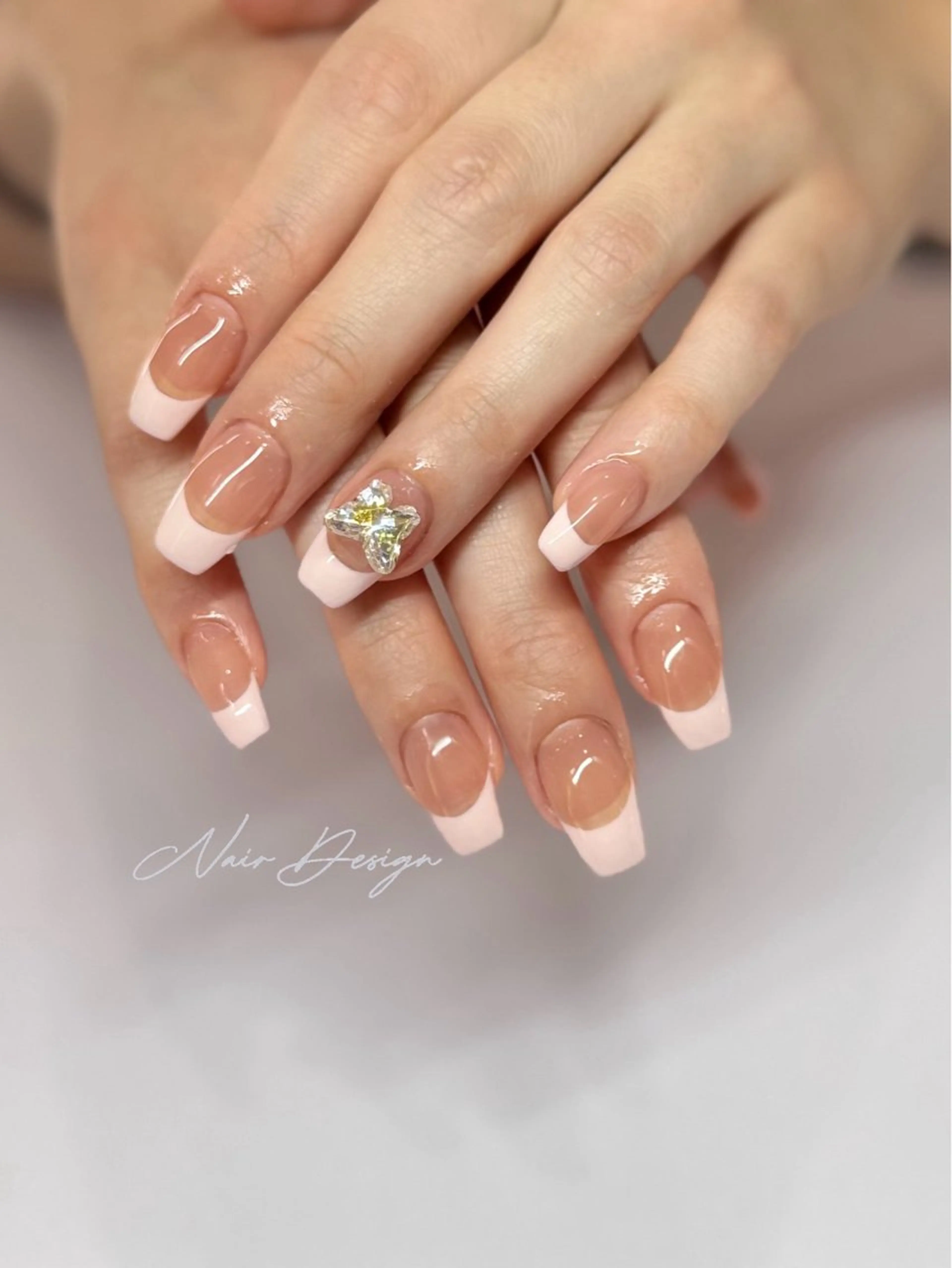 ネイル ハンドネイル ハンドケア 𝓝𝓪𝓲𝓻 𝓝𝓪𝓲𝓵のネイルデザイン