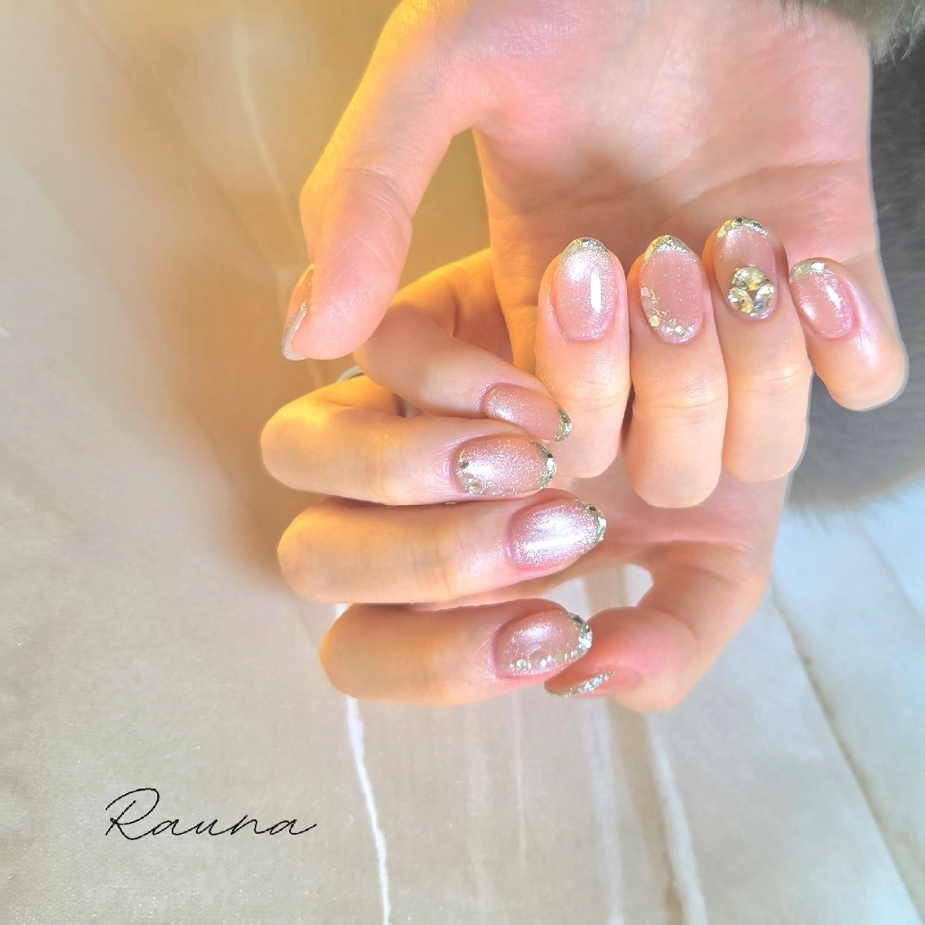 ネイル ハンドネイル Rauna nailsalon のネイルデザイン