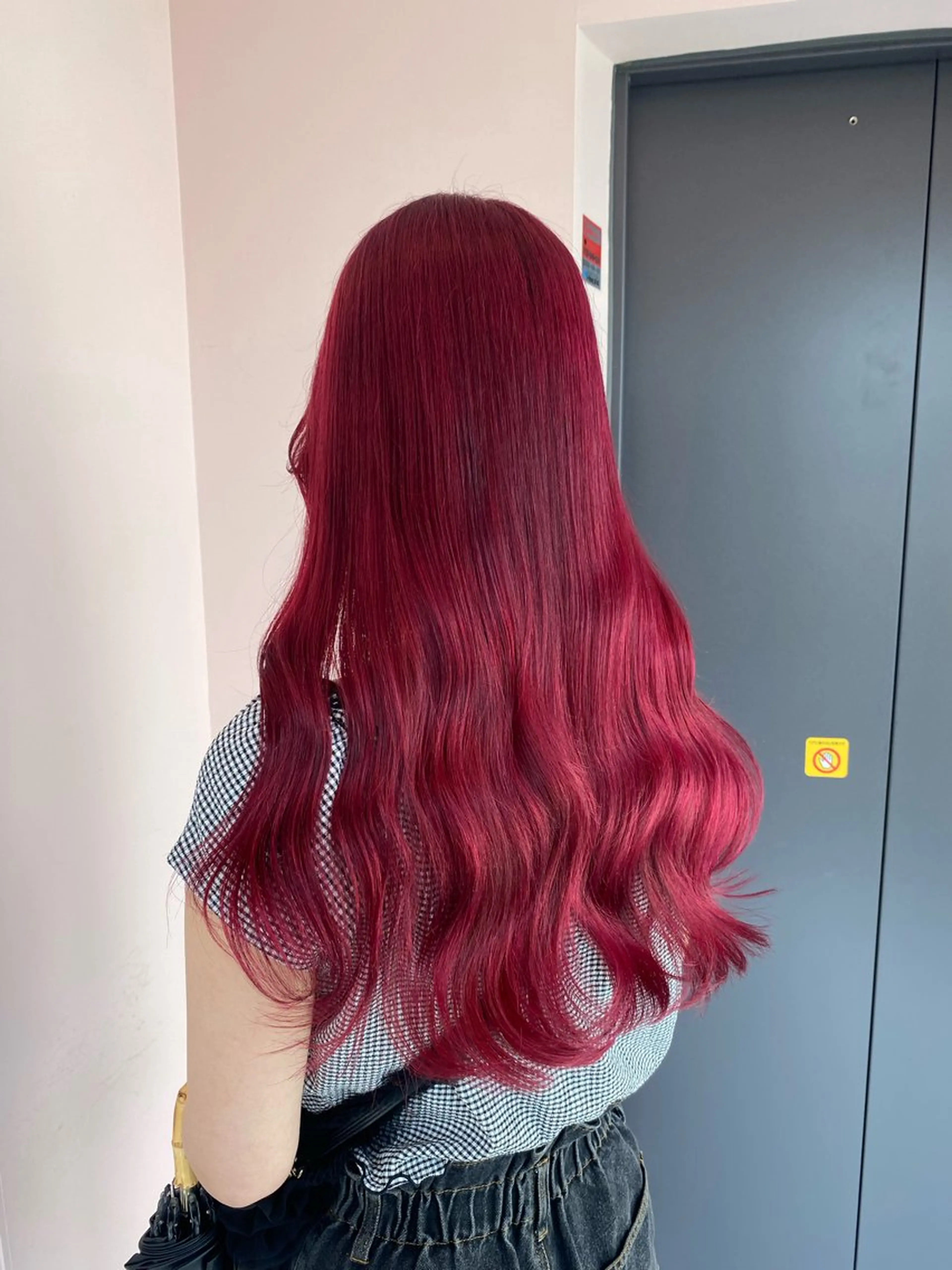 カラー ブリーチ レッドカラー 楓🦋韓国系レイヤー / 透明感カラー🤍のヘアスタイル