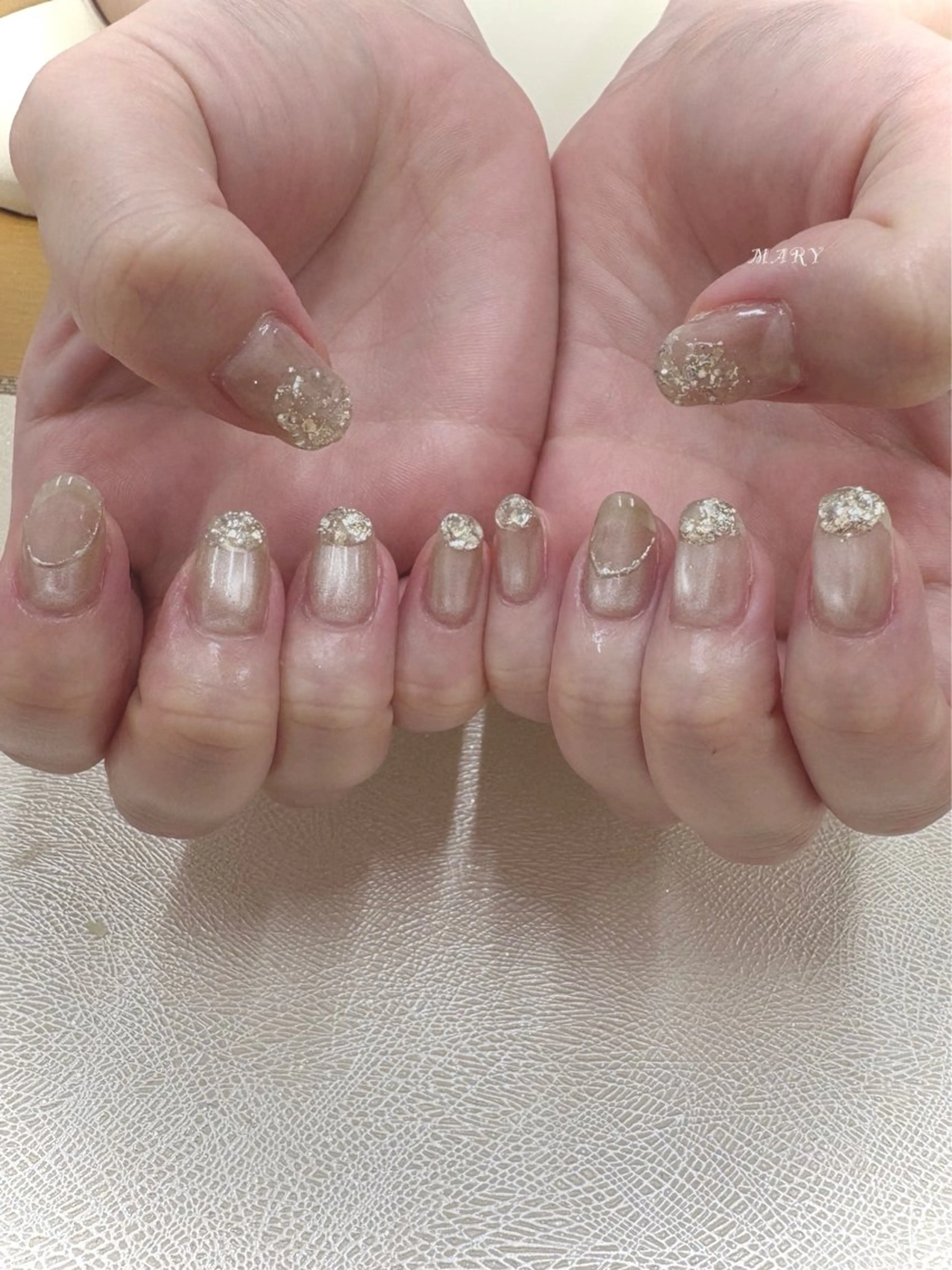 ネイル キラキラネイル マグネットネイル ニュアンスネイル ワンカラーネイル ハンドネイル Mary nail .narumiのネイルデザイン