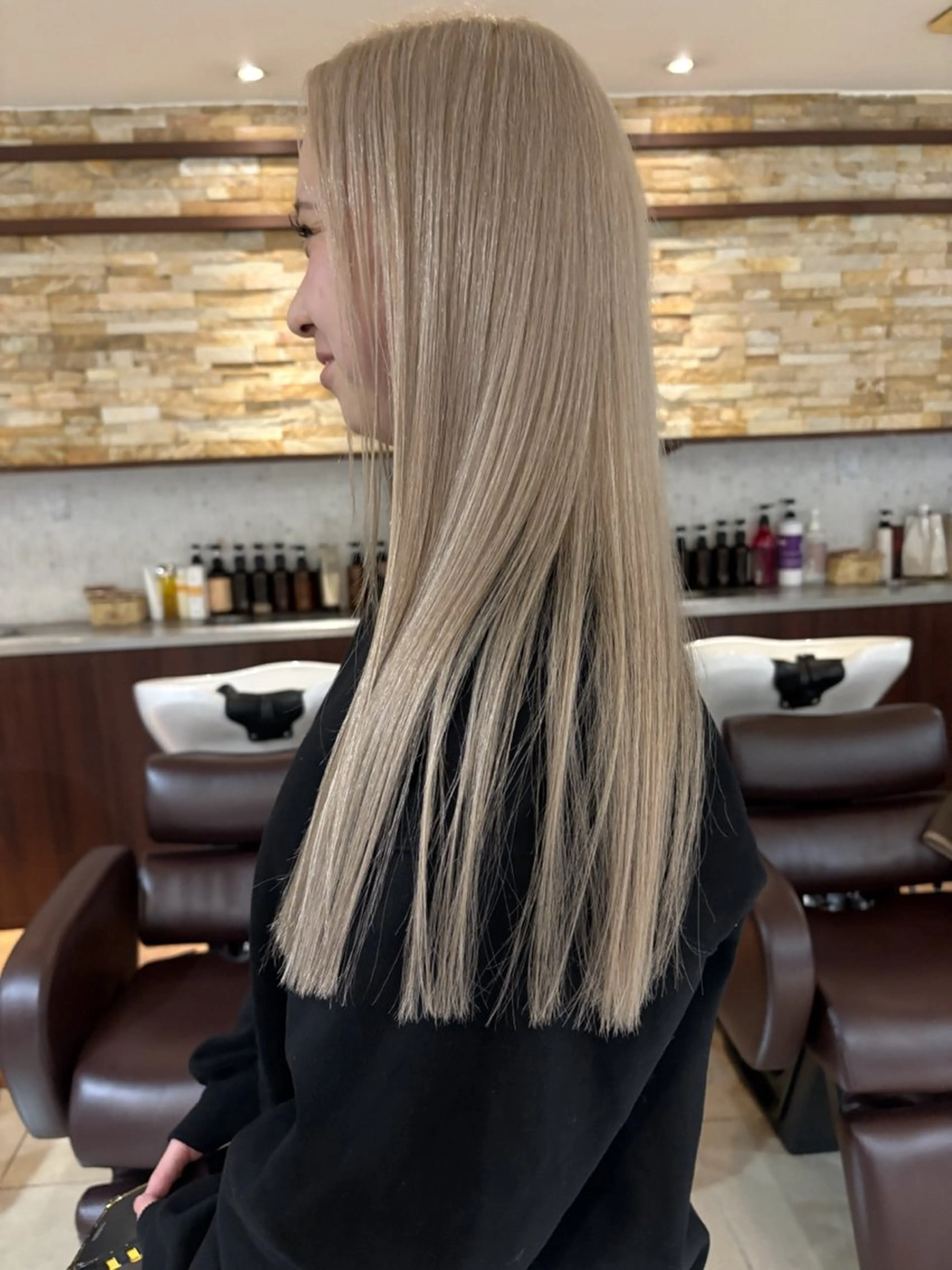 ロング カラー ブリーチ FaB/ Yunaのヘアスタイル