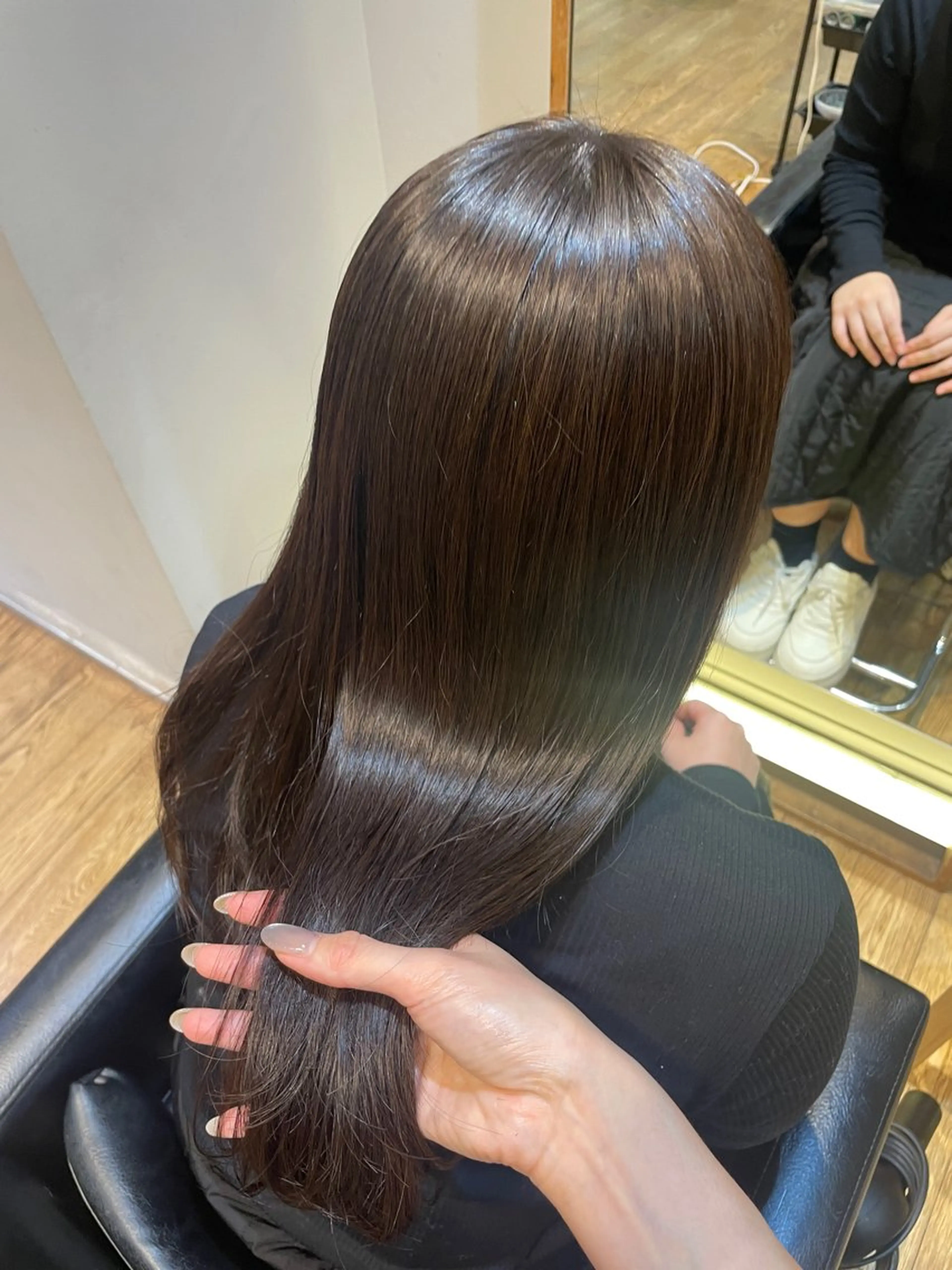 セミロング 縮毛矯正 カット ヘアカラー 縮毛矯正 縮毛矯正/レイヤー 🌙児玉光瑠のヘアスタイル