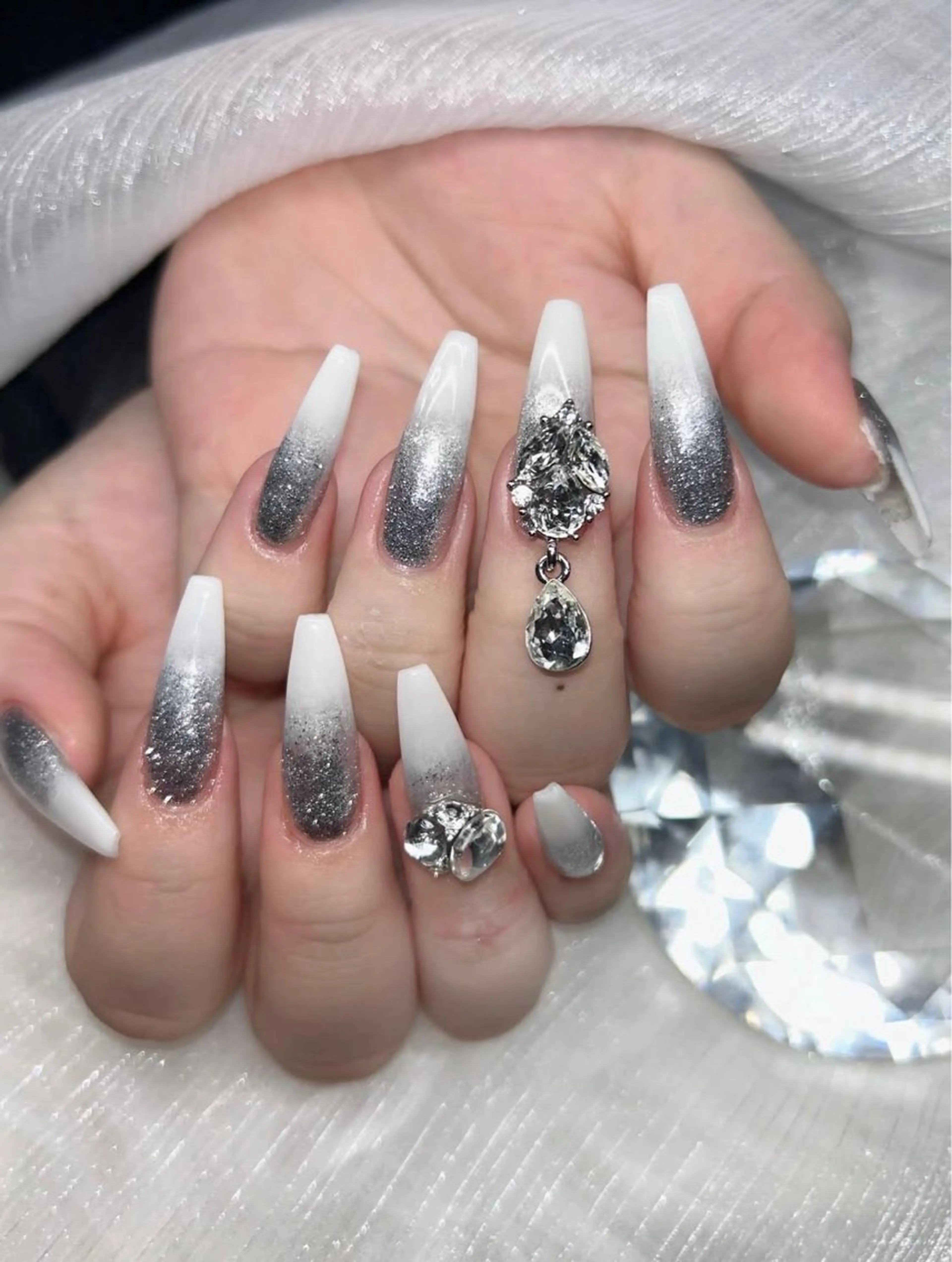 ネイル アートネイル オーロラネイル チークネイル 長さ出し フットネイル ハンドネイル 銀河_ Chan nailsのネイルデザイン