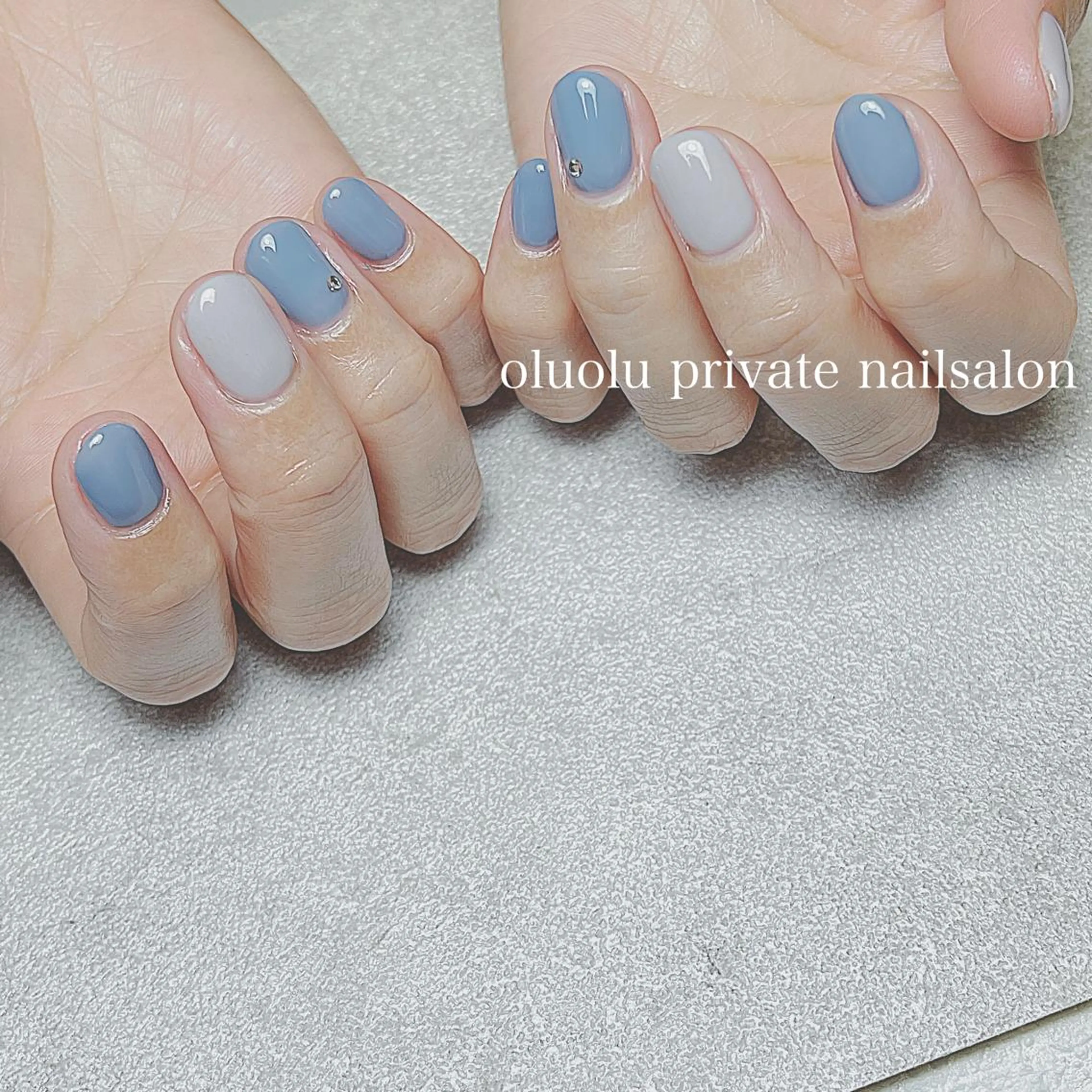 ネイル アートネイル ブルー フットネイル ニュアンスネイル オフィスネイル 大村 紬華のネイルデザイン
