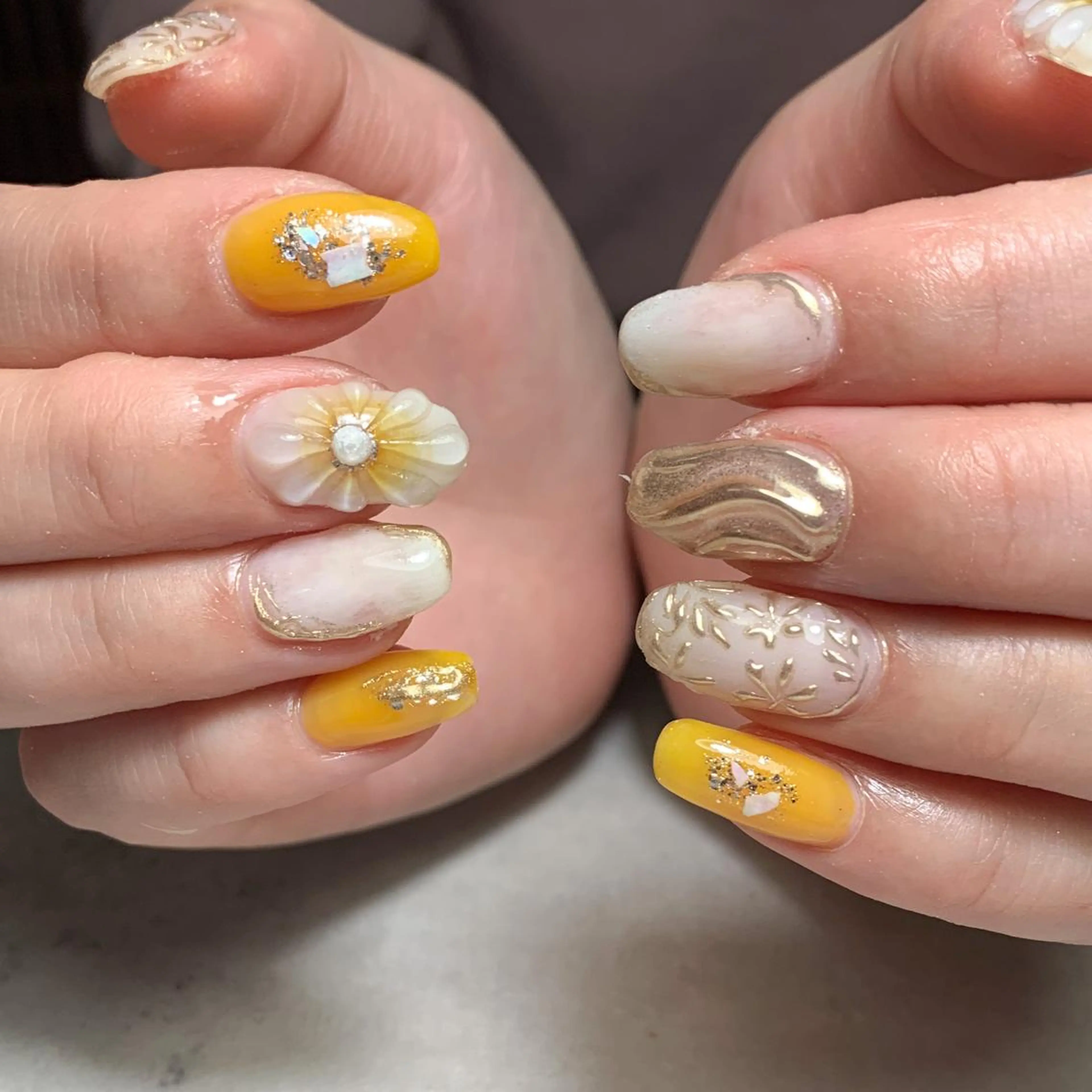 ネイル ハンドネイル FIORITURA aiのネイルデザイン