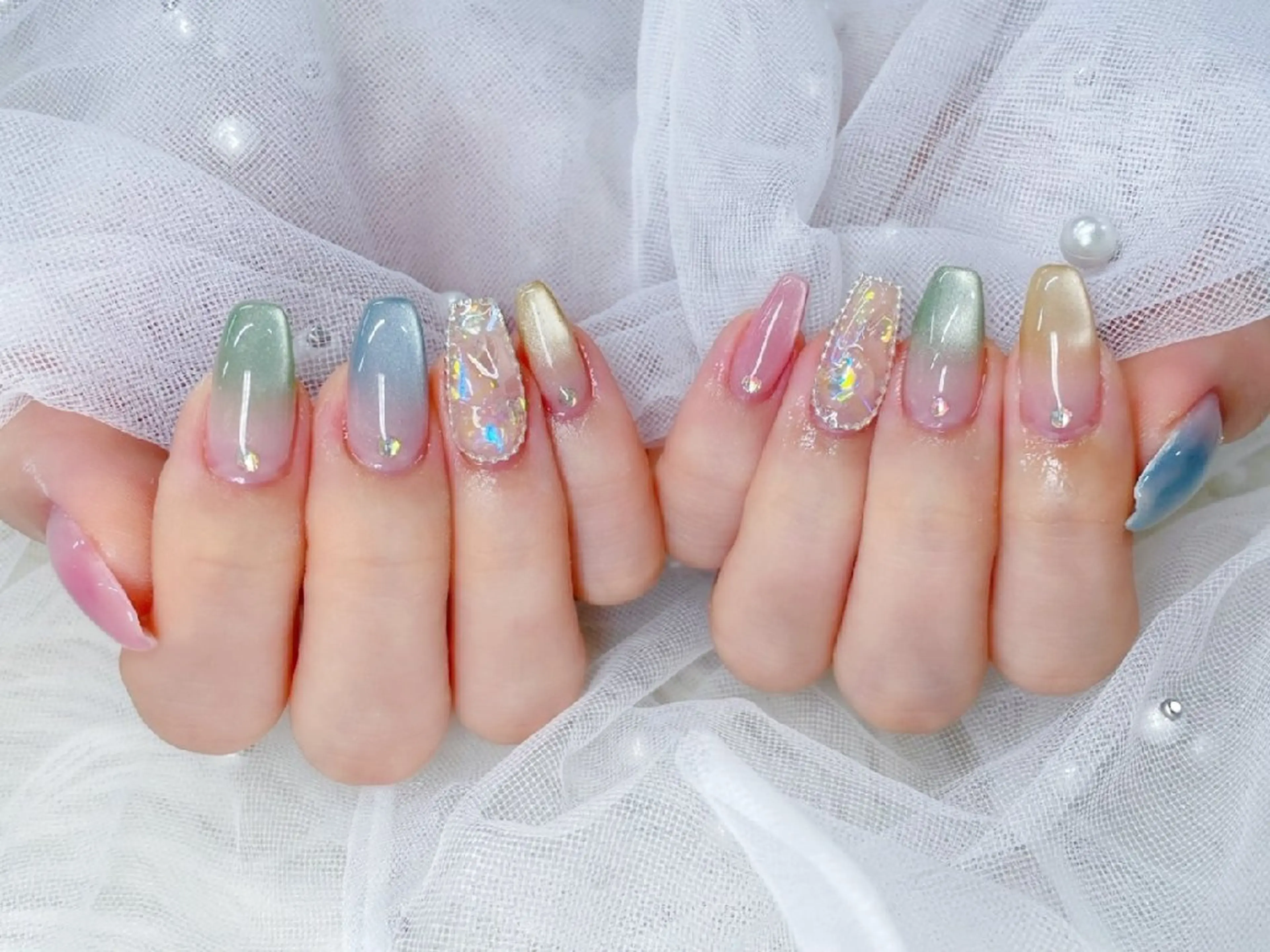 ネイル フラッシュネイル フレンチネイル キラキラネイル ラメ(グリッター) マグネットネイル Chouette Nailのネイルデザイン
