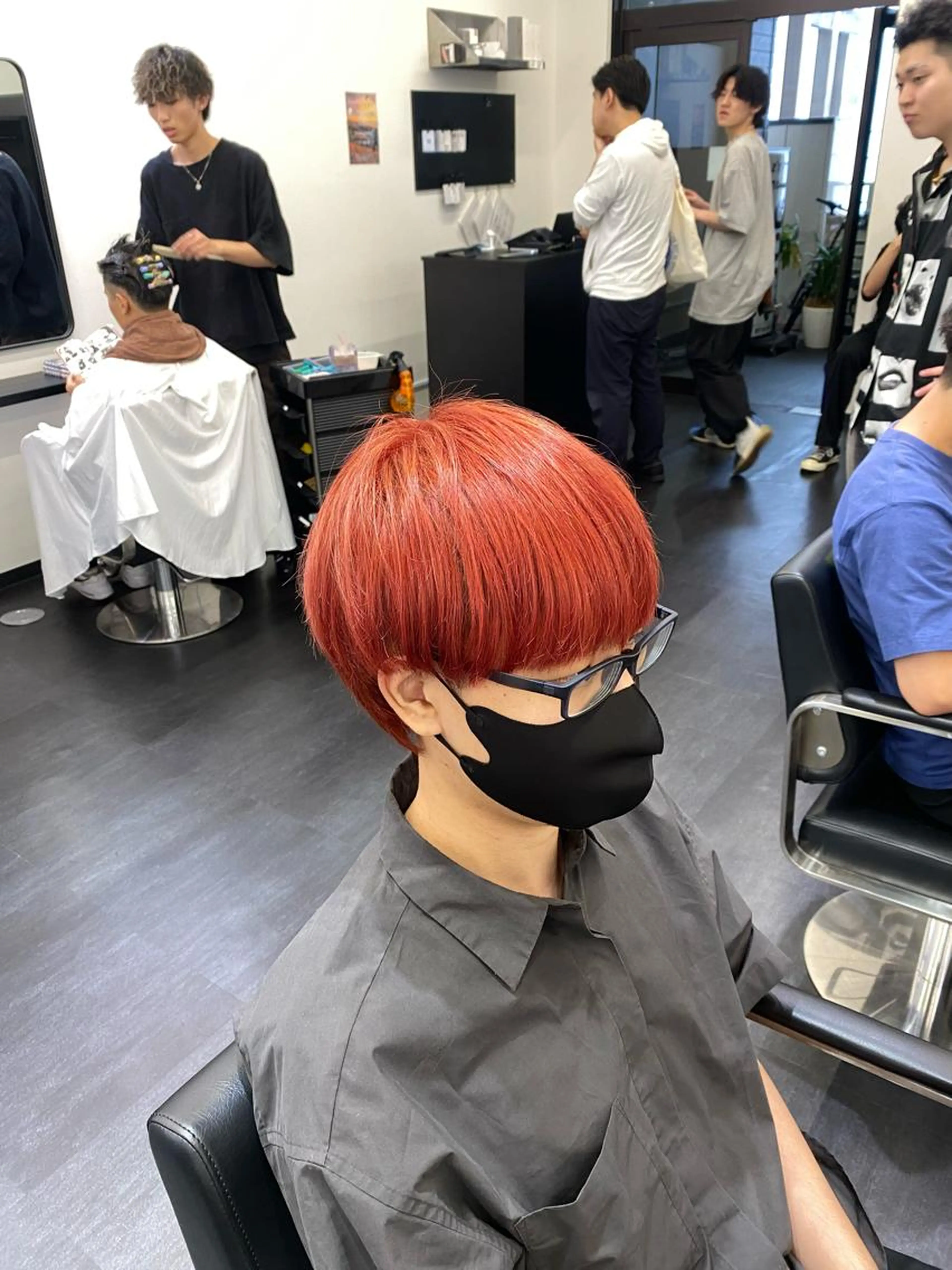 【カット+ダブルカラー】ブリーチ1回に色を入れていきます。ブリーチ2回ご希望の方は連絡下さい。の写真