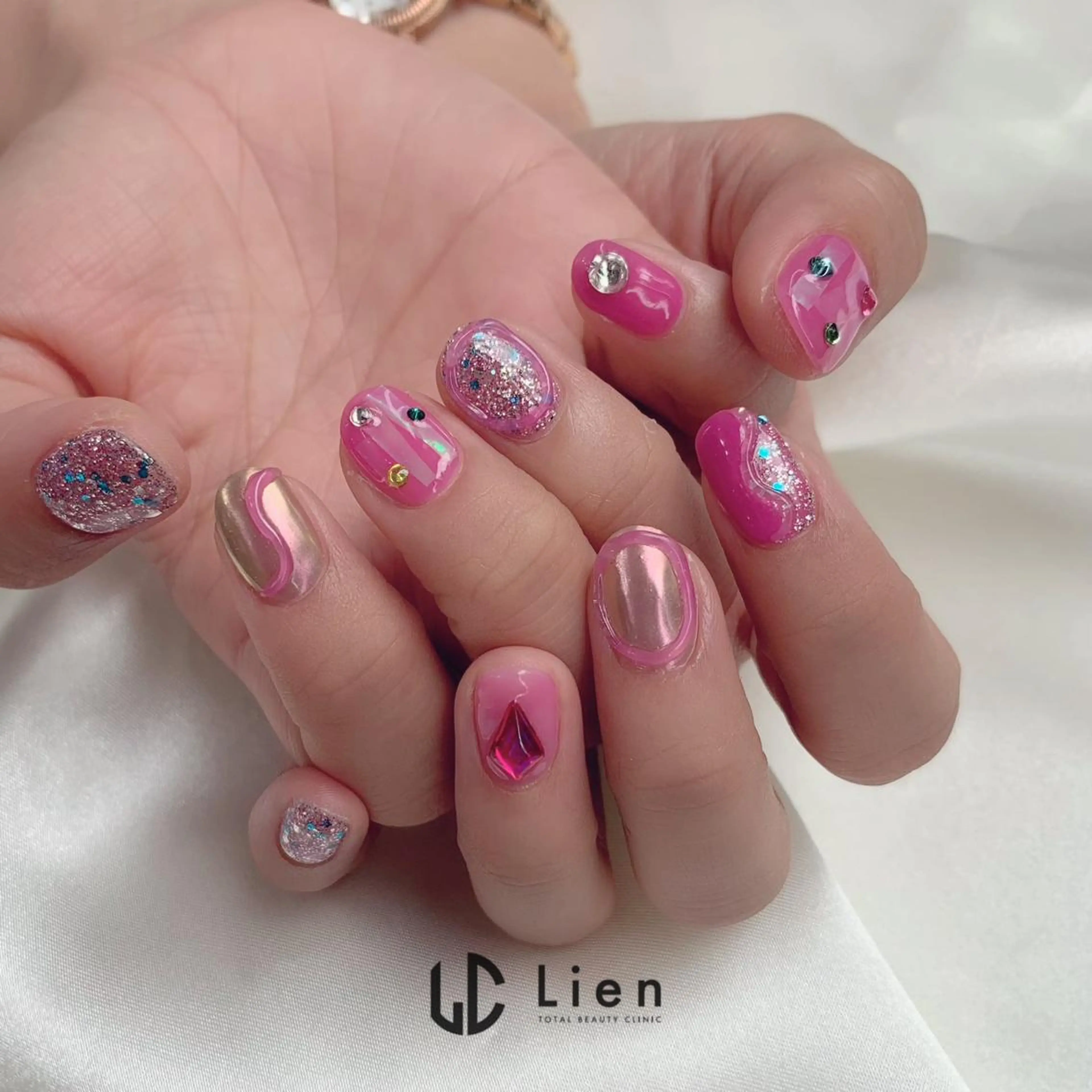 ネイル 山田 真里のネイルデザイン