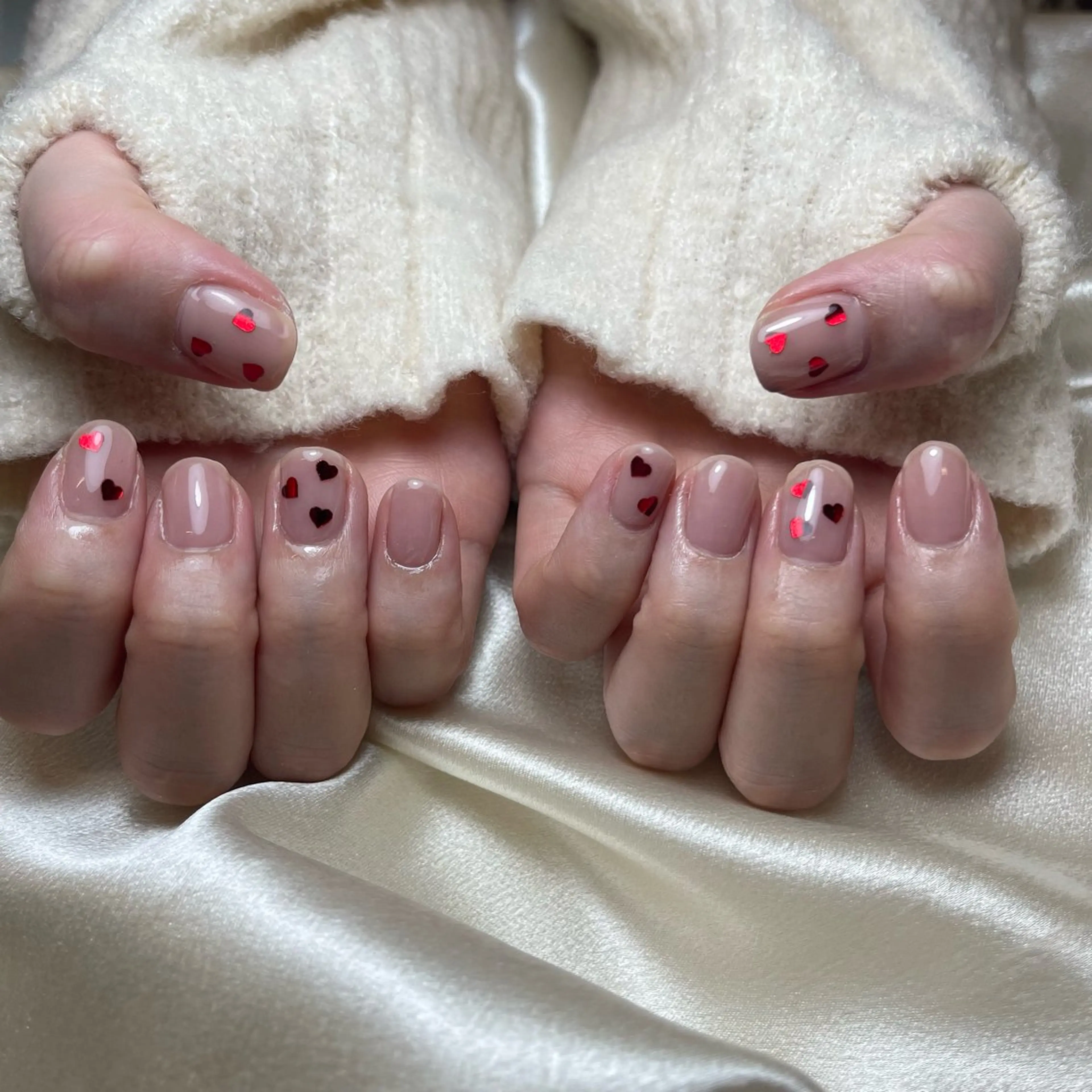 ネイル ハート シンプルネイル 🧁fein. nana🩵のネイルデザイン